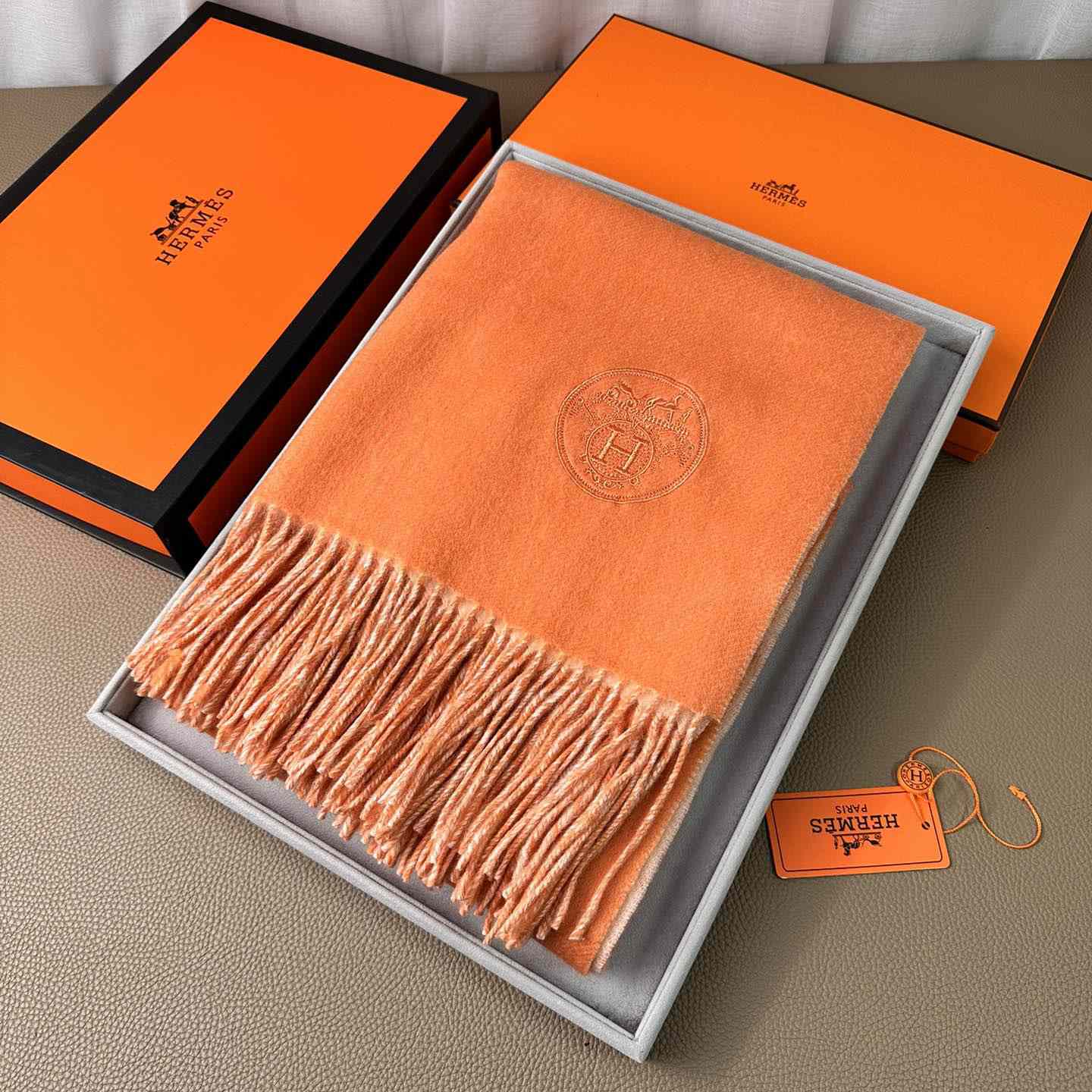 Hermès double-sided cashwool scarf - DesignerGu