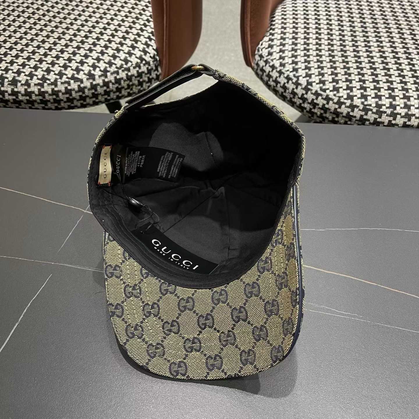 Gucci Cap - DesignerGu