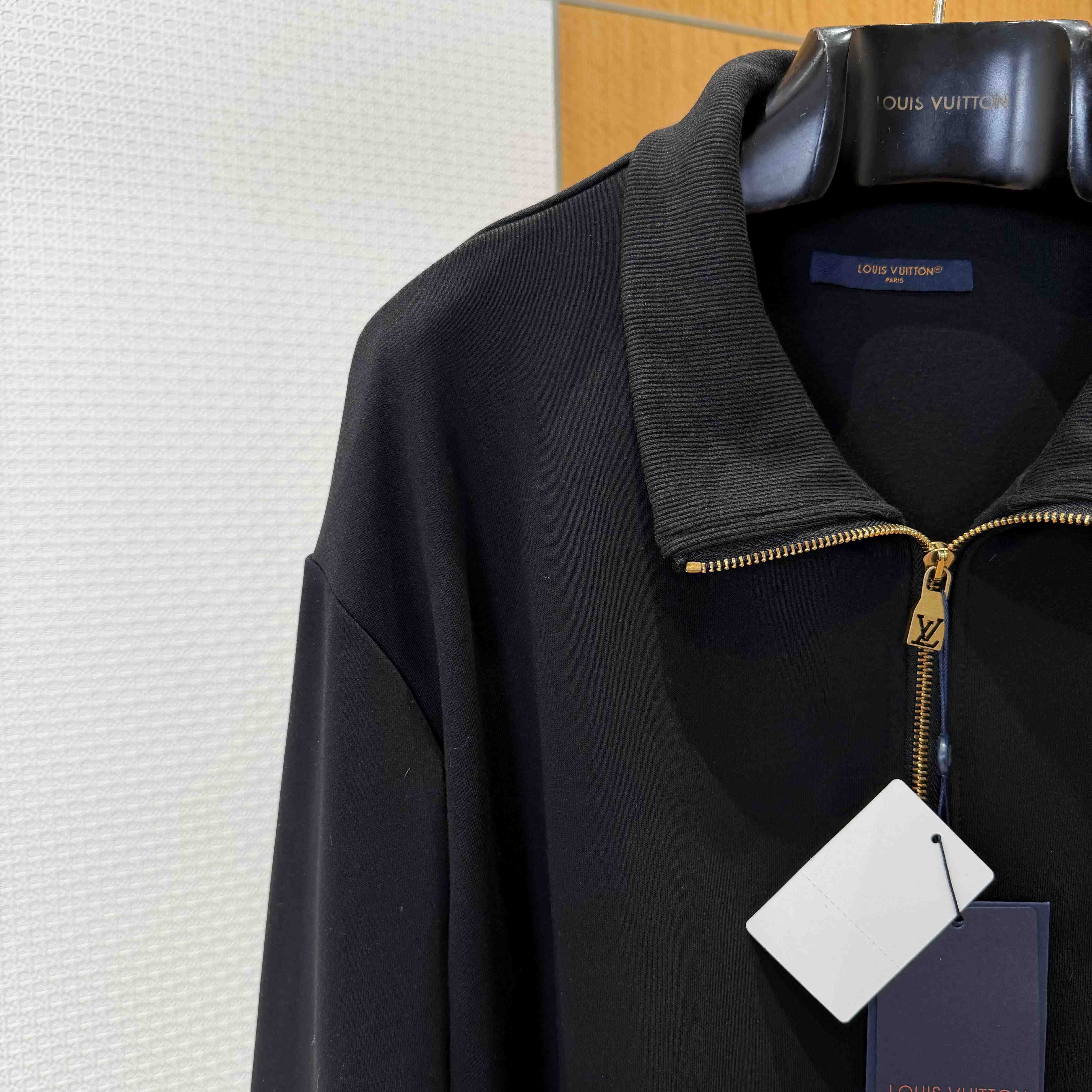 Louis Vuitton Embellished Signature Track Top     1AJUZU - DesignerGu