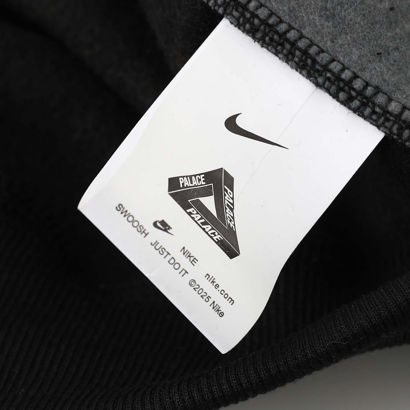 Palace x Nike Total P90 Crew - DesignerGu
