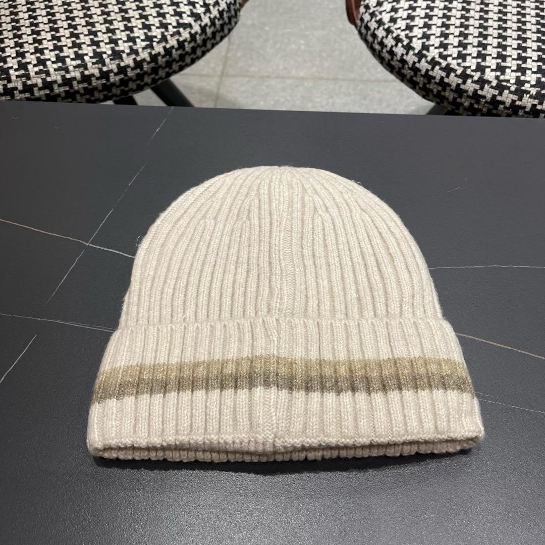Dior Beanie  - DesignerGu
