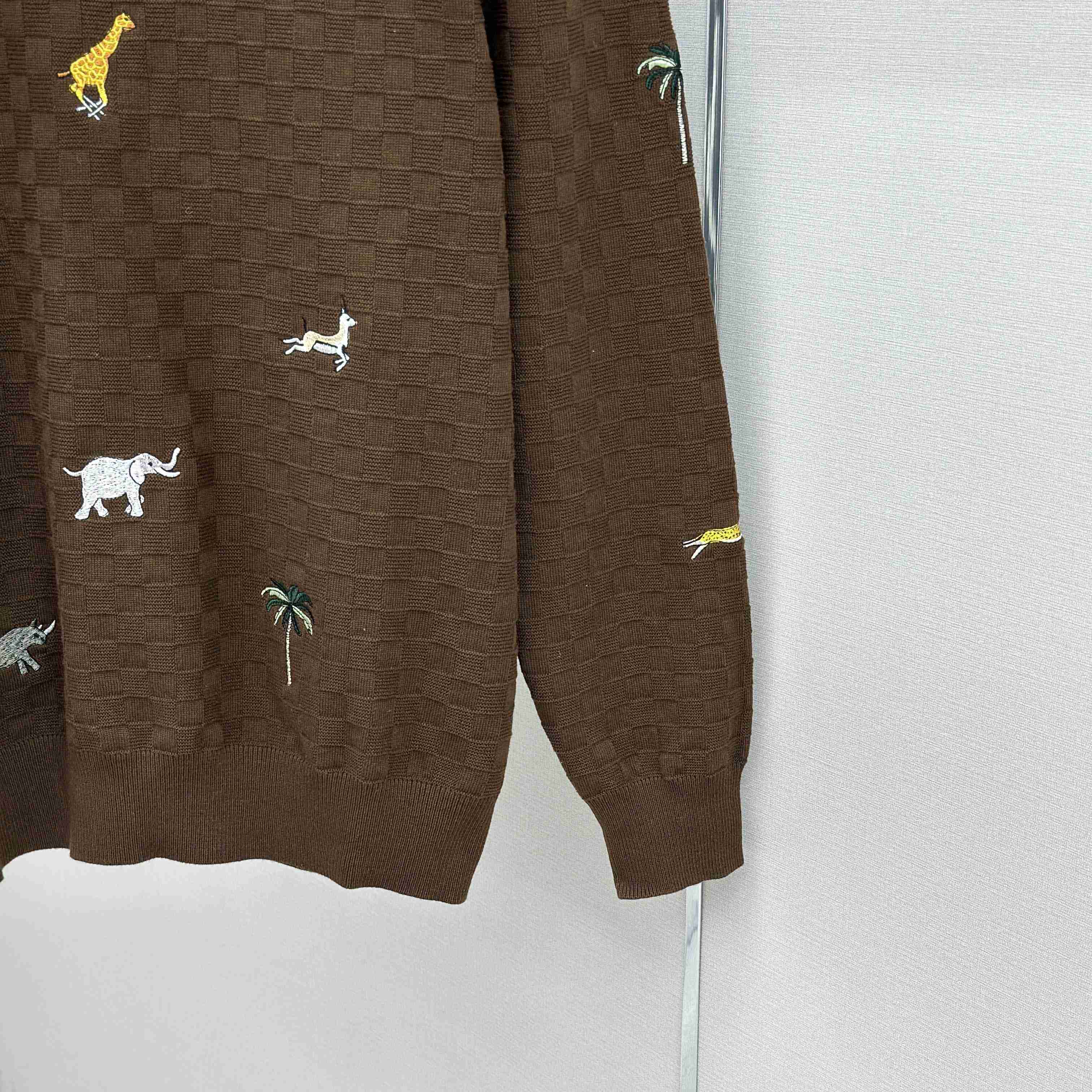 Louis Vuitton LV x The The Darjeeling Limited Embroidered Long-Sleeved Crewneck    1AJTYG - DesignerGu