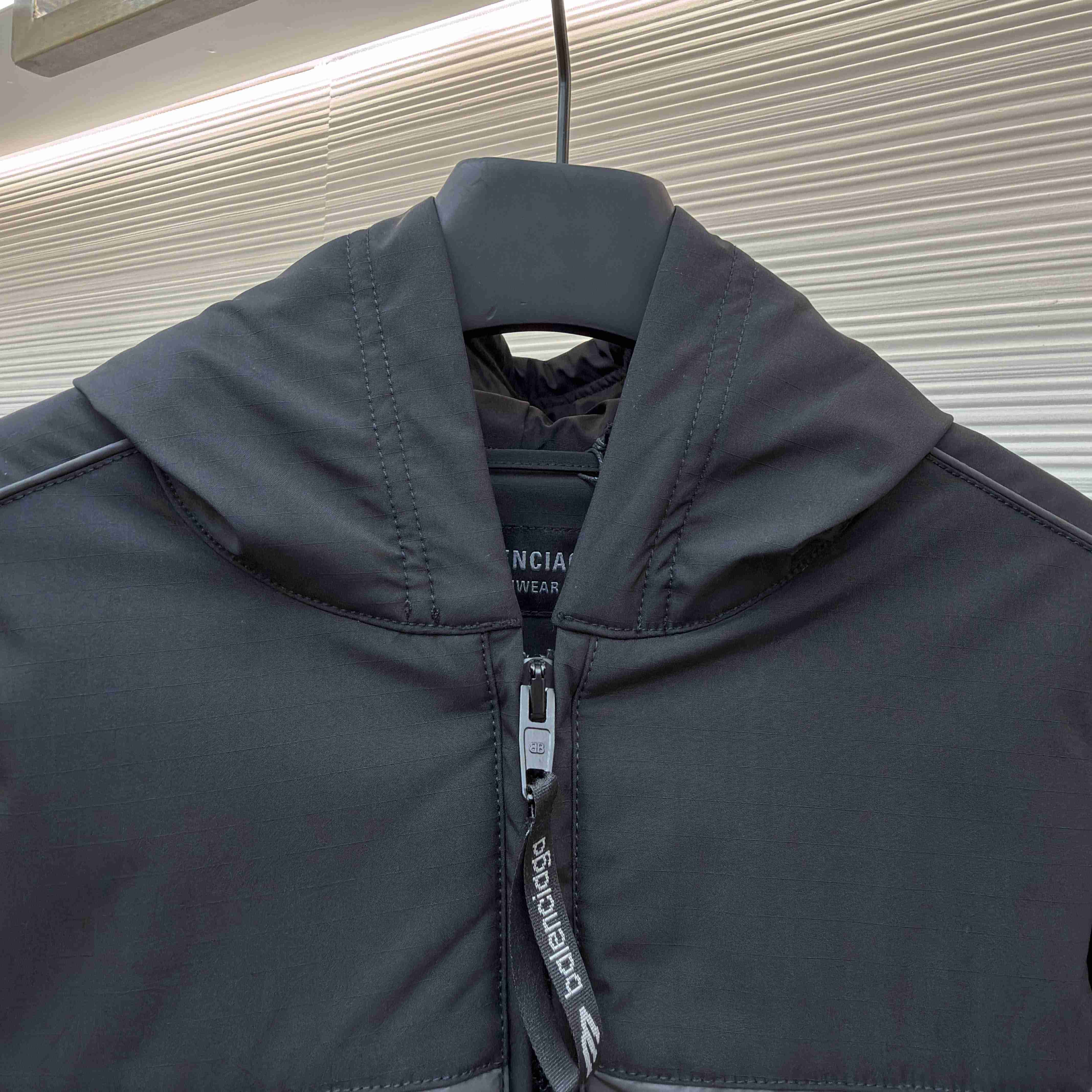 Balenciaga 3B Sports Icon Ski Tracksuit Parka in black - DesignerGu