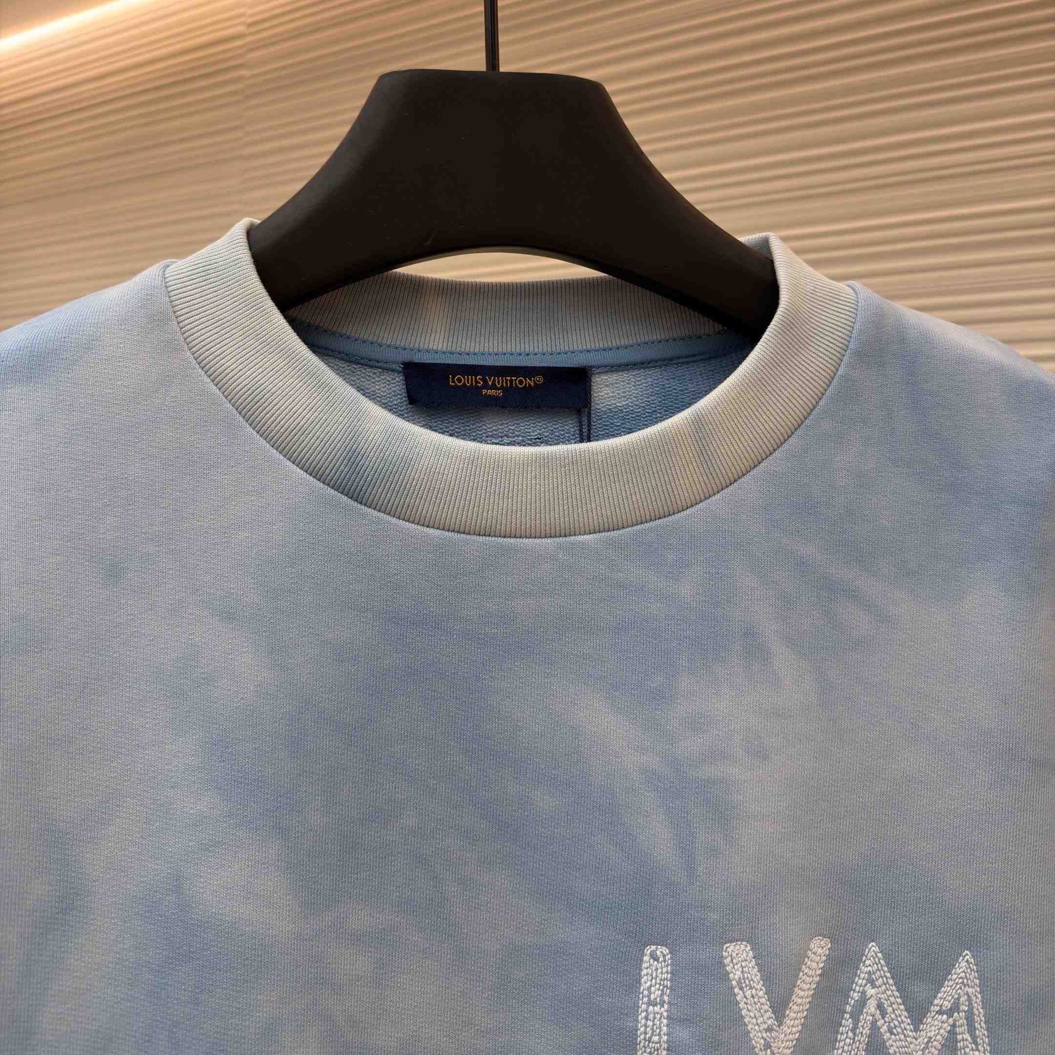 Louis Vuitton Tie-Dye Sweatshirt  1AJUZZ - DesignerGu