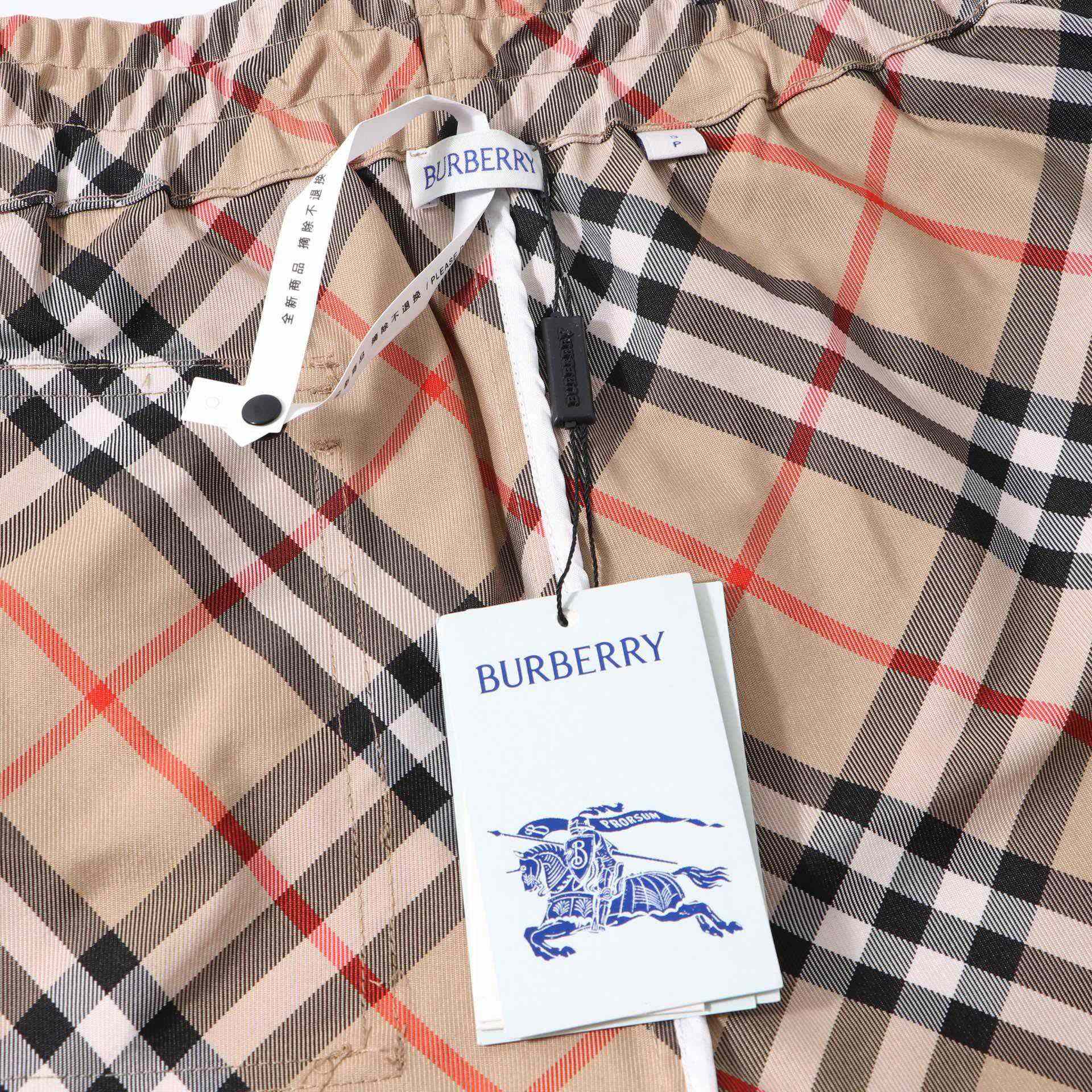 Burberry Check-print Short - DesignerGu