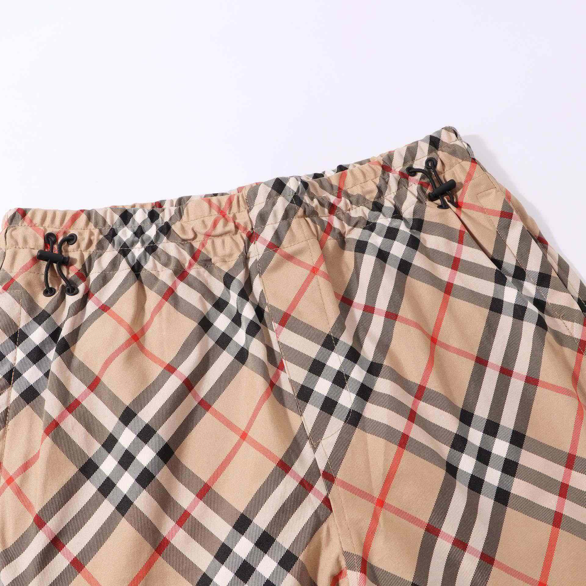 Burberry Check-print Short - DesignerGu