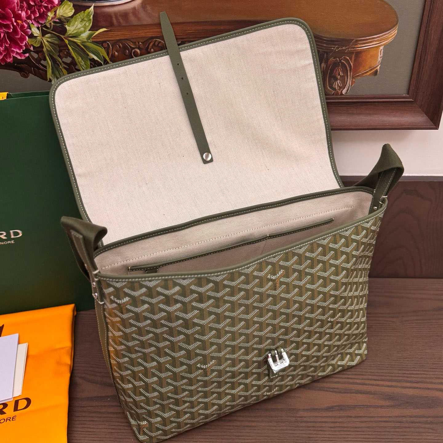 Goyard Coursier Messenger Bag - DesignerGu