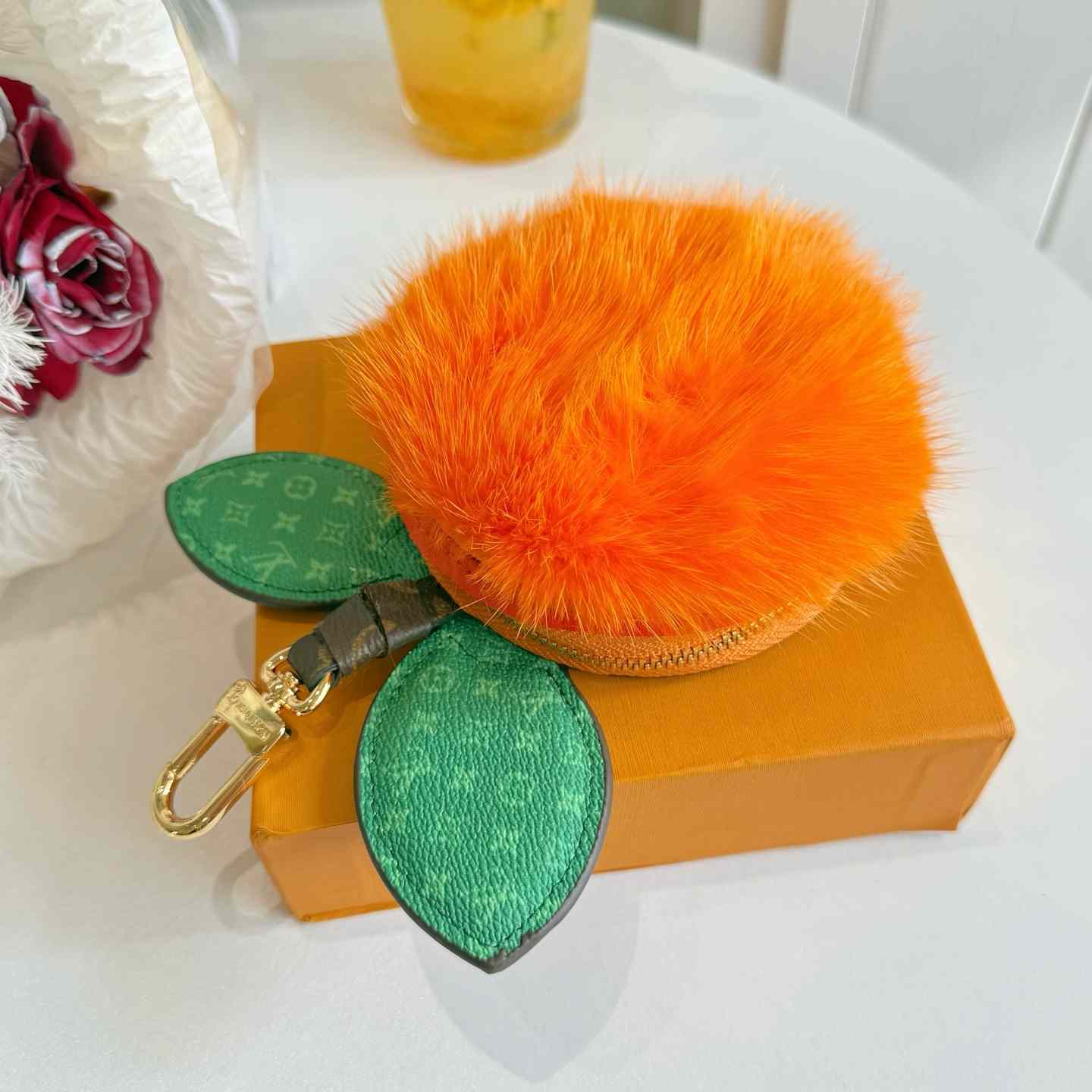 Louis Vuitton LV Clementine Pouch S00  - DesignerGu