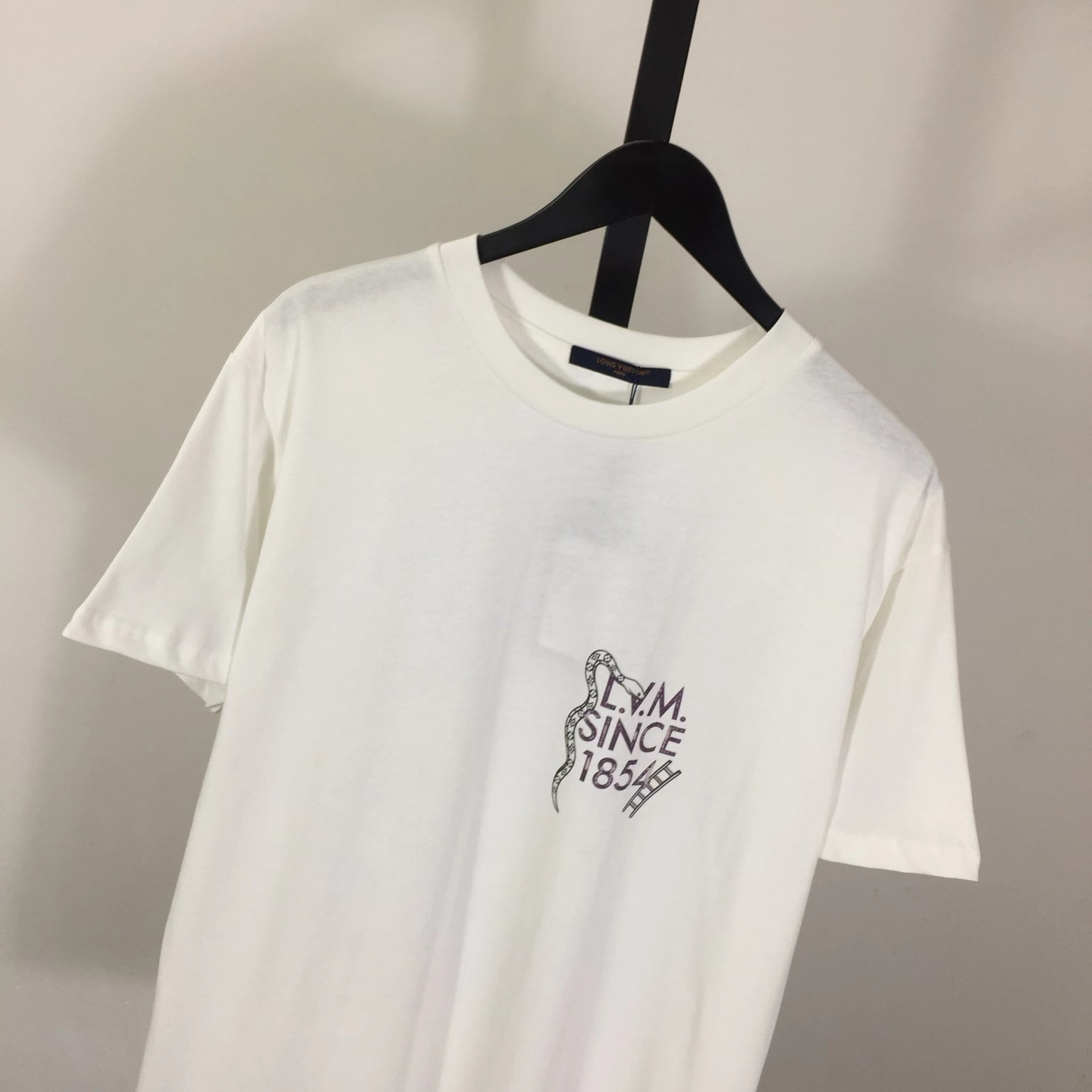 Louis Vuitton Printed T-Shirt    1AJUD5 - DesignerGu