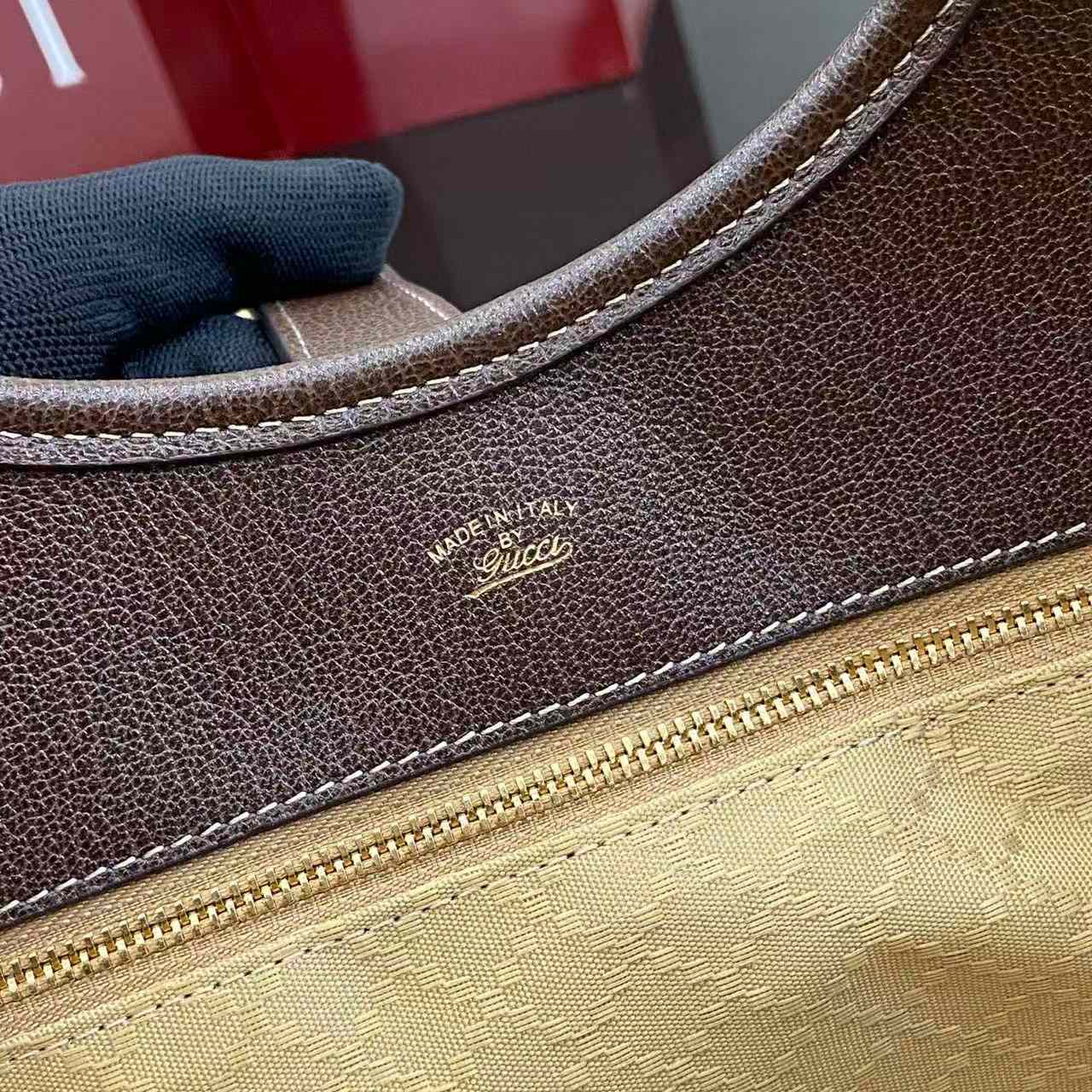 Gucci Mercato Medium Tote Bag 866645 - DesignerGu