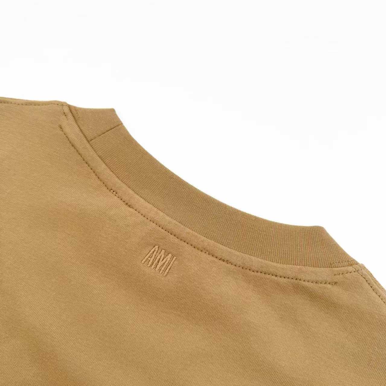AMI Paris Beige Cotton Ami De Coeur T-shirt - DesignerGu