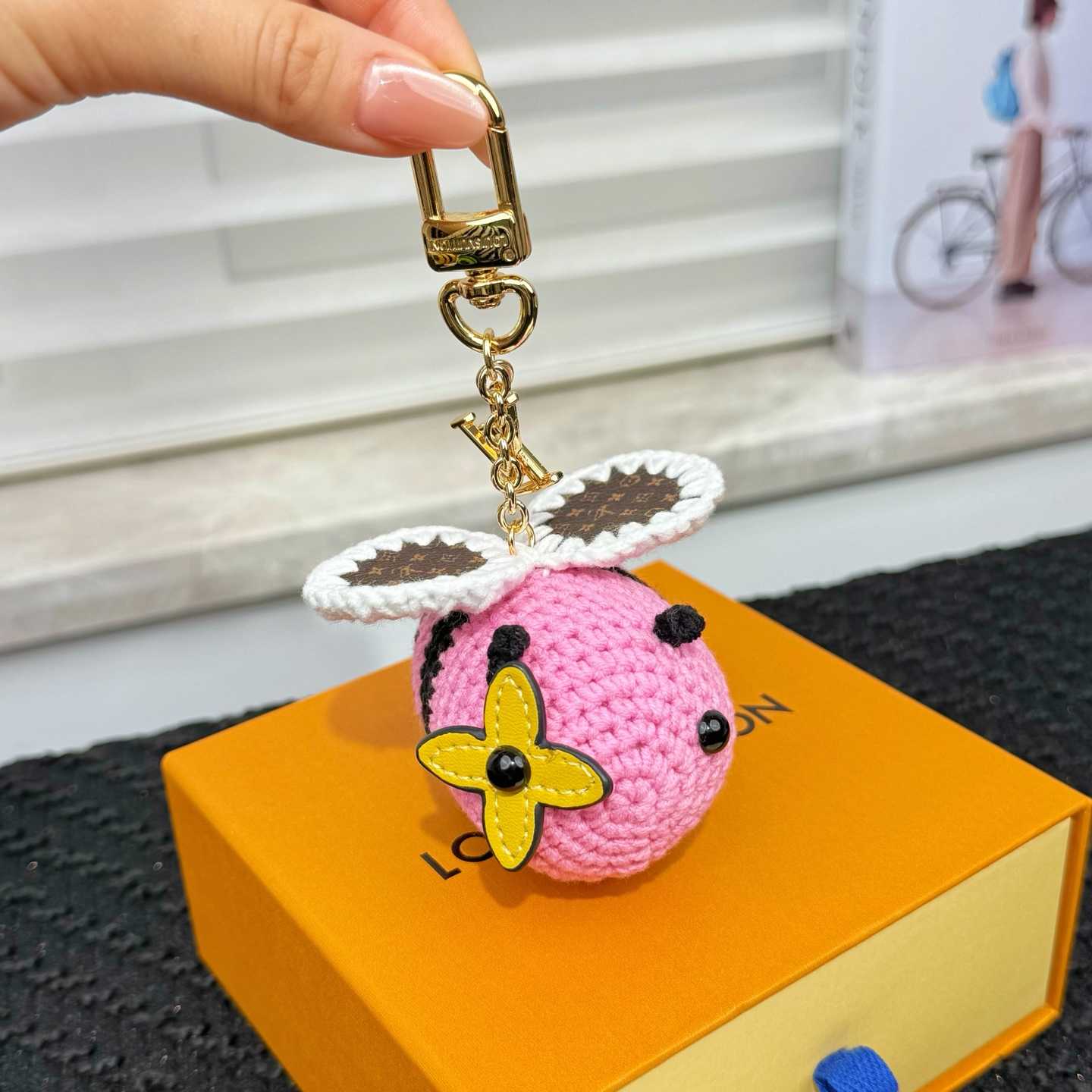 Louis Vuitton Bee LV Crochet Bag Charm   M02585 - DesignerGu