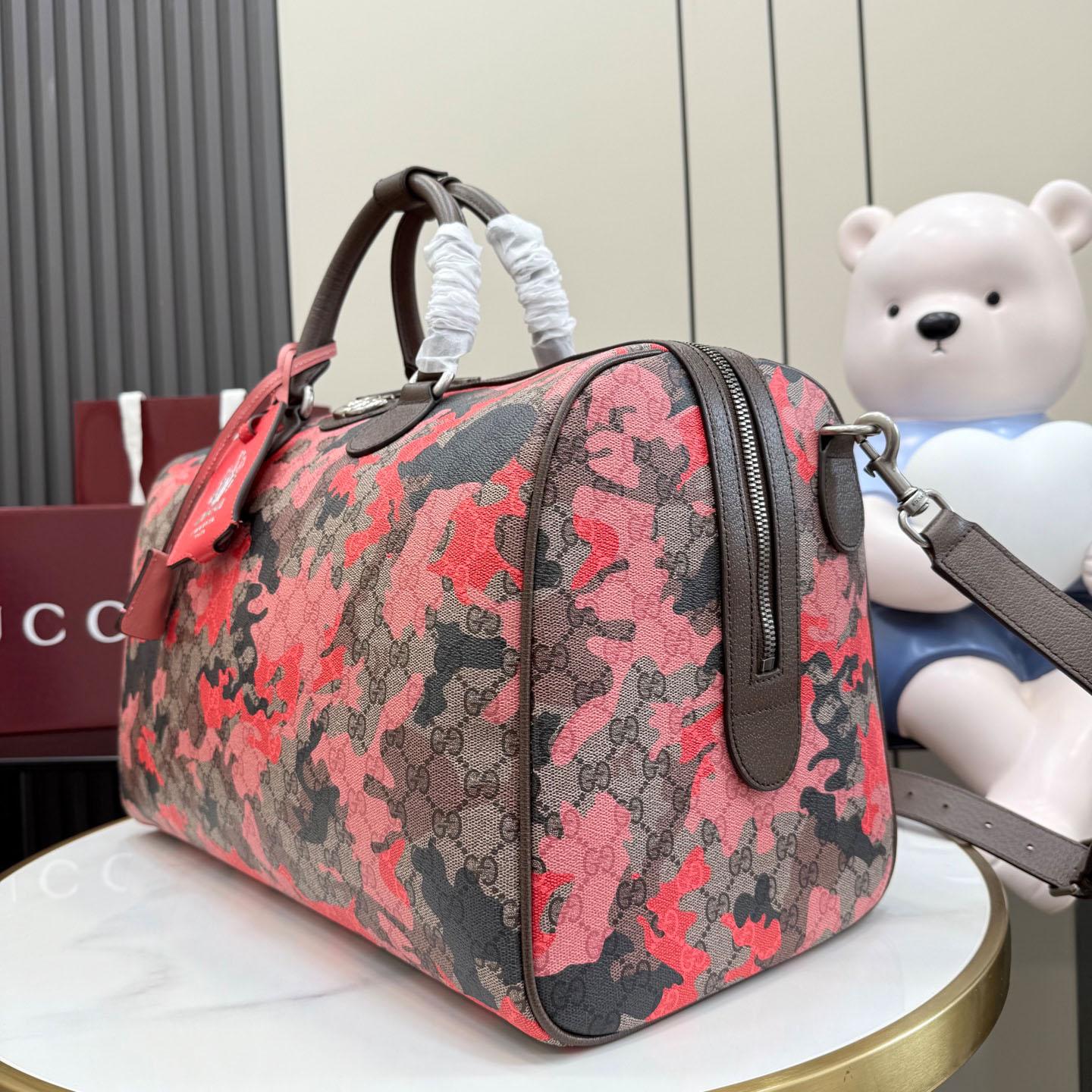 Gucci GG Medium Duffle Bag 834460 - DesignerGu