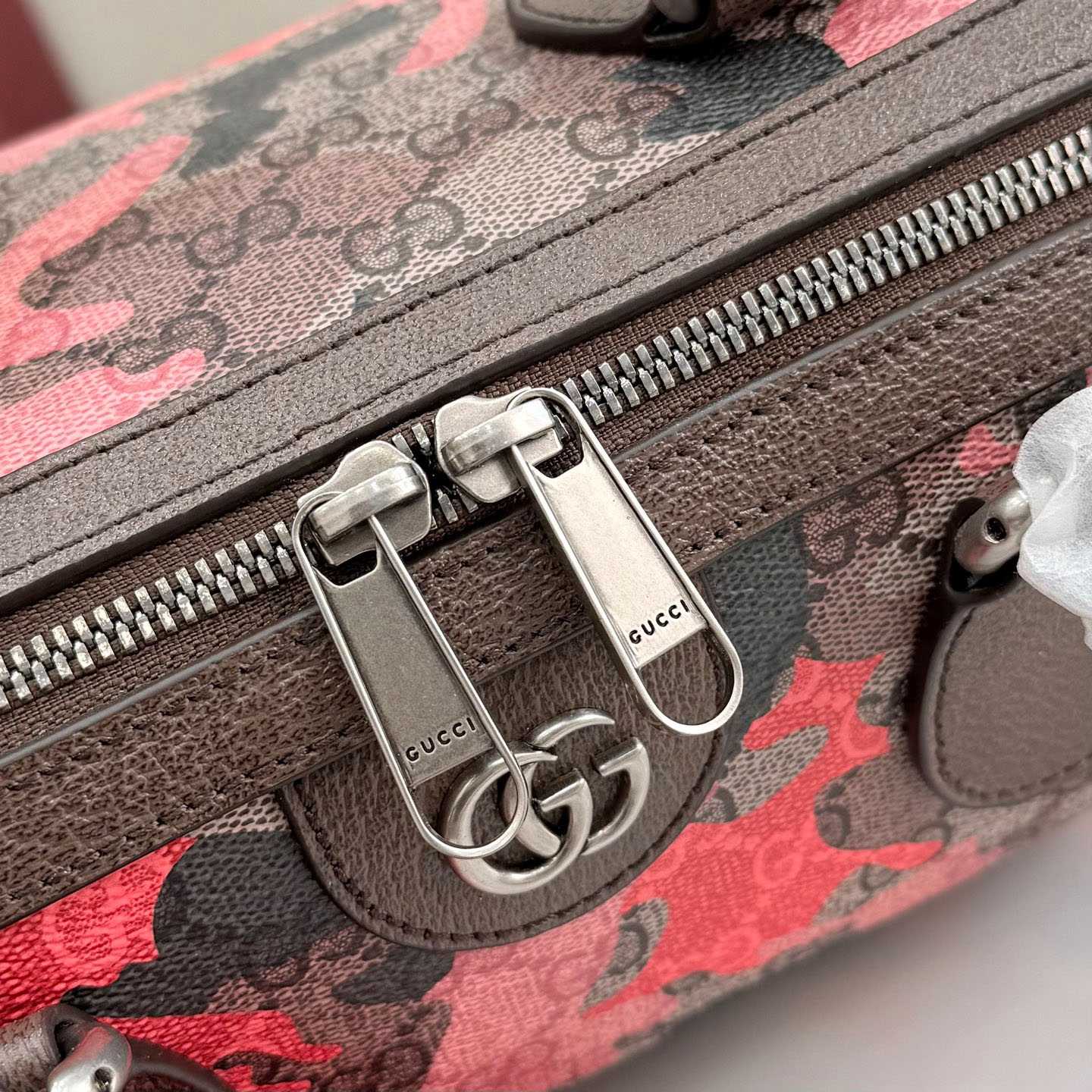 Gucci GG Small Duffle Bag 854860 - DesignerGu