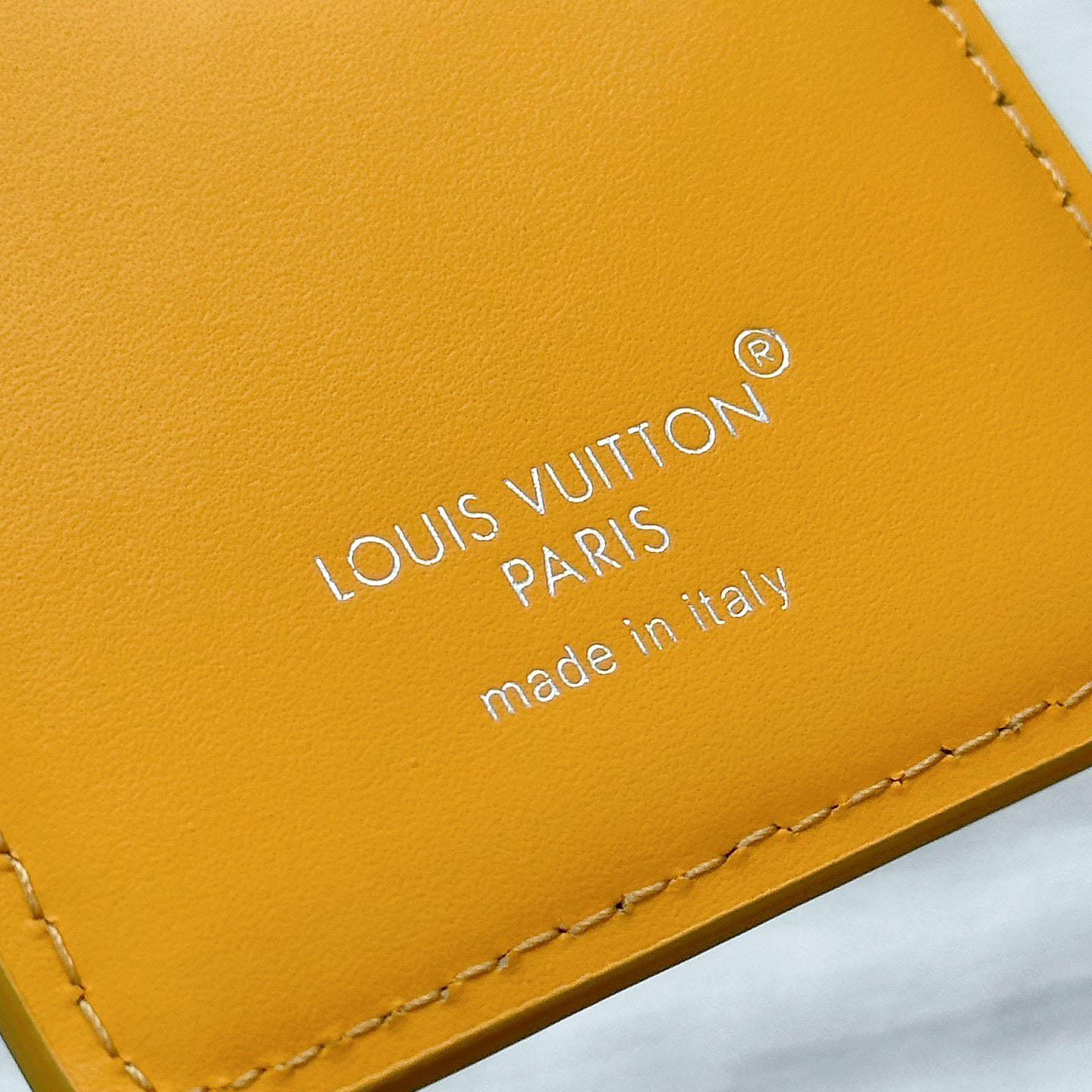 Louis Vuitton Magnetic Card Holder M12853 - DesignerGu