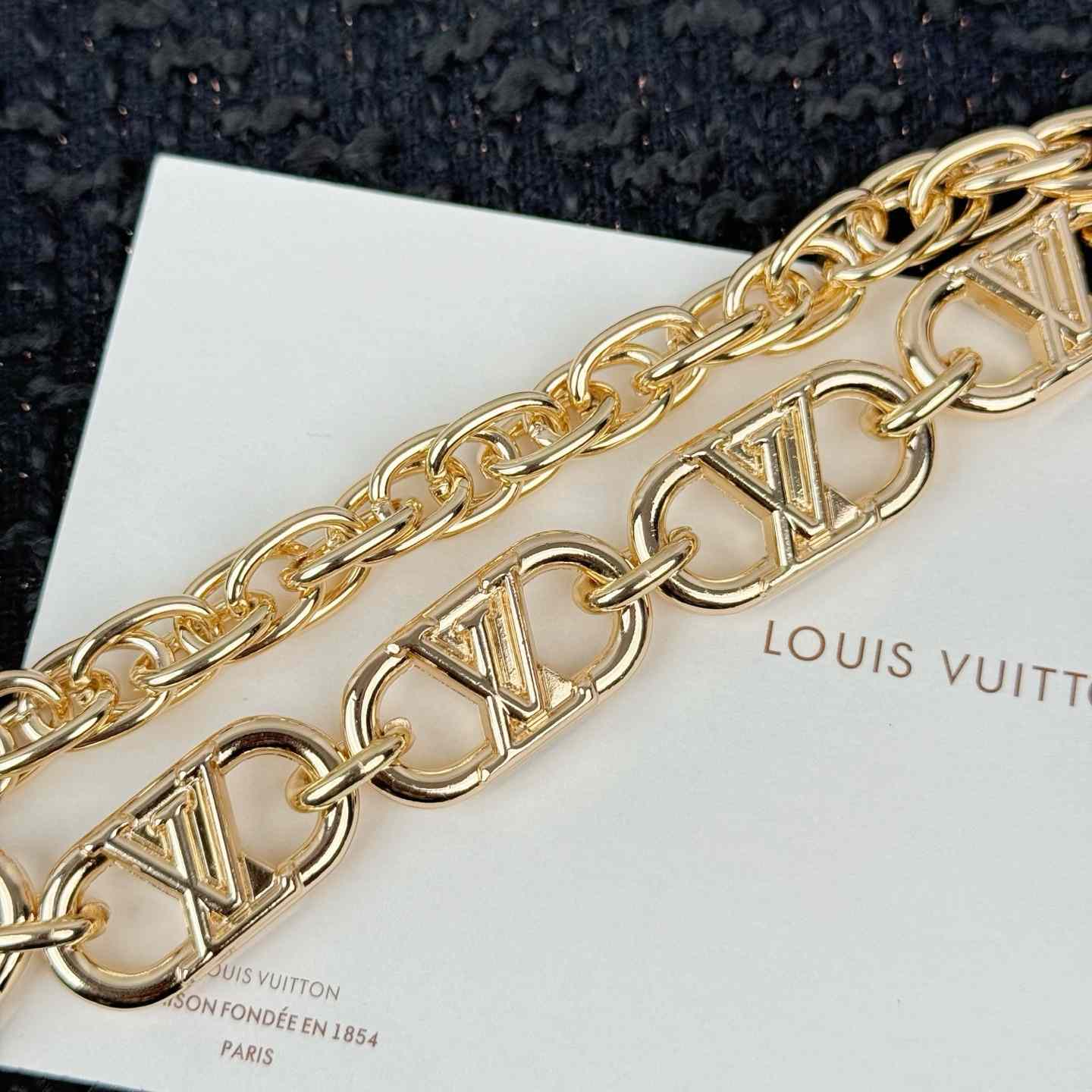 Louis Vuitton LV Flower Links Chain Belt   M03687 - DesignerGu