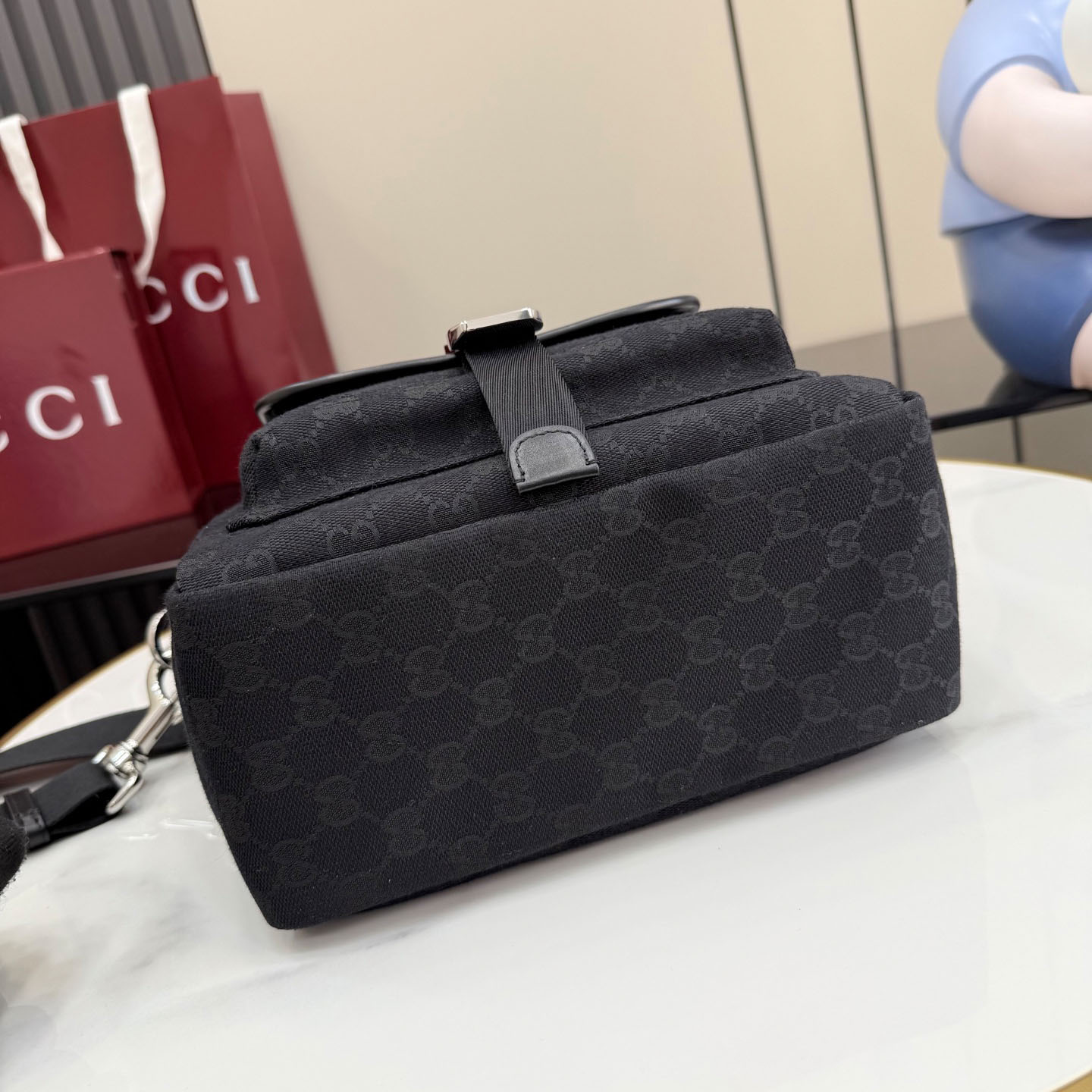 Gucci GG Canvas Small Tote Bag 854743 - DesignerGu