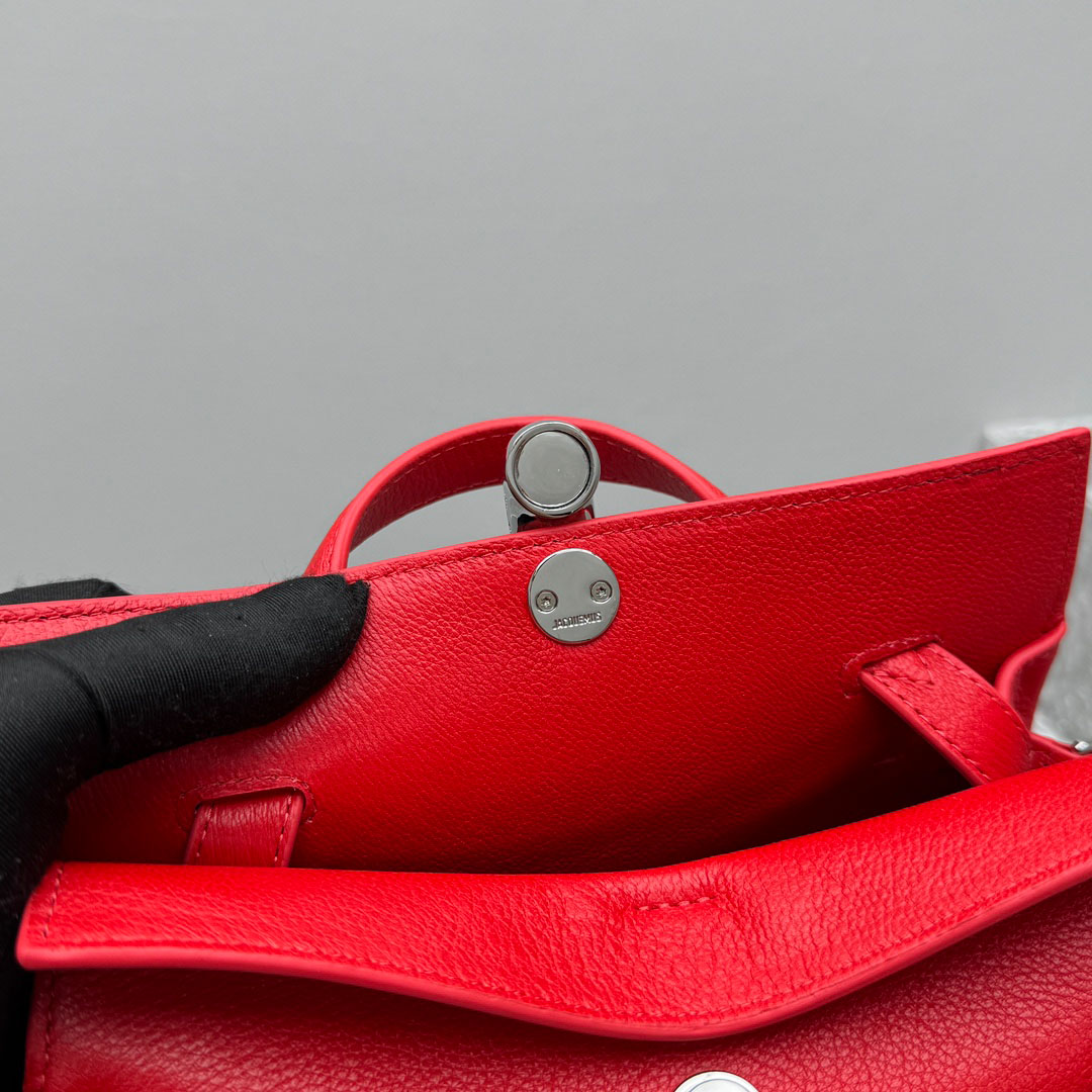 Jacquemus Small Valerie Bag - DesignerGu