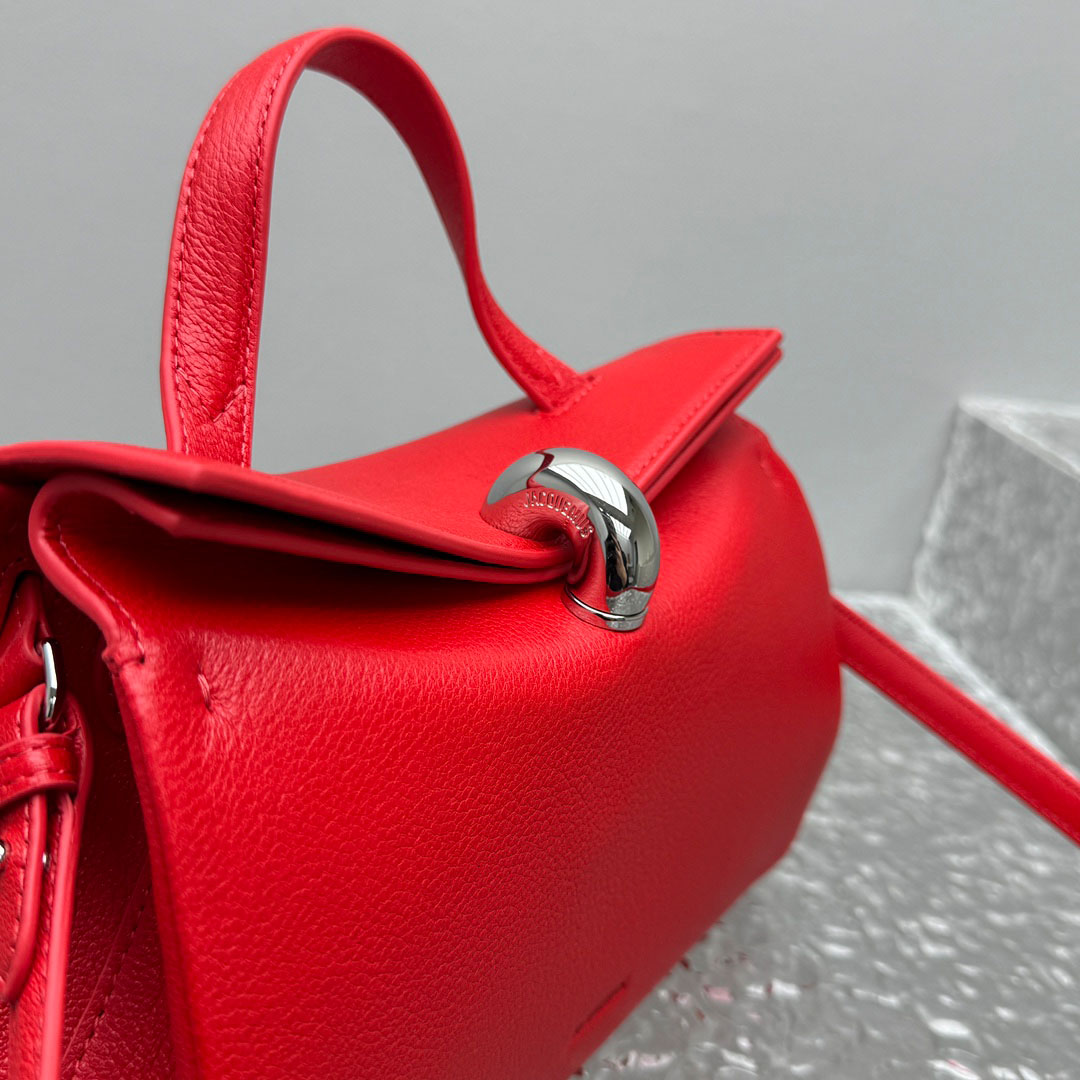 Jacquemus Small Valerie Bag - DesignerGu