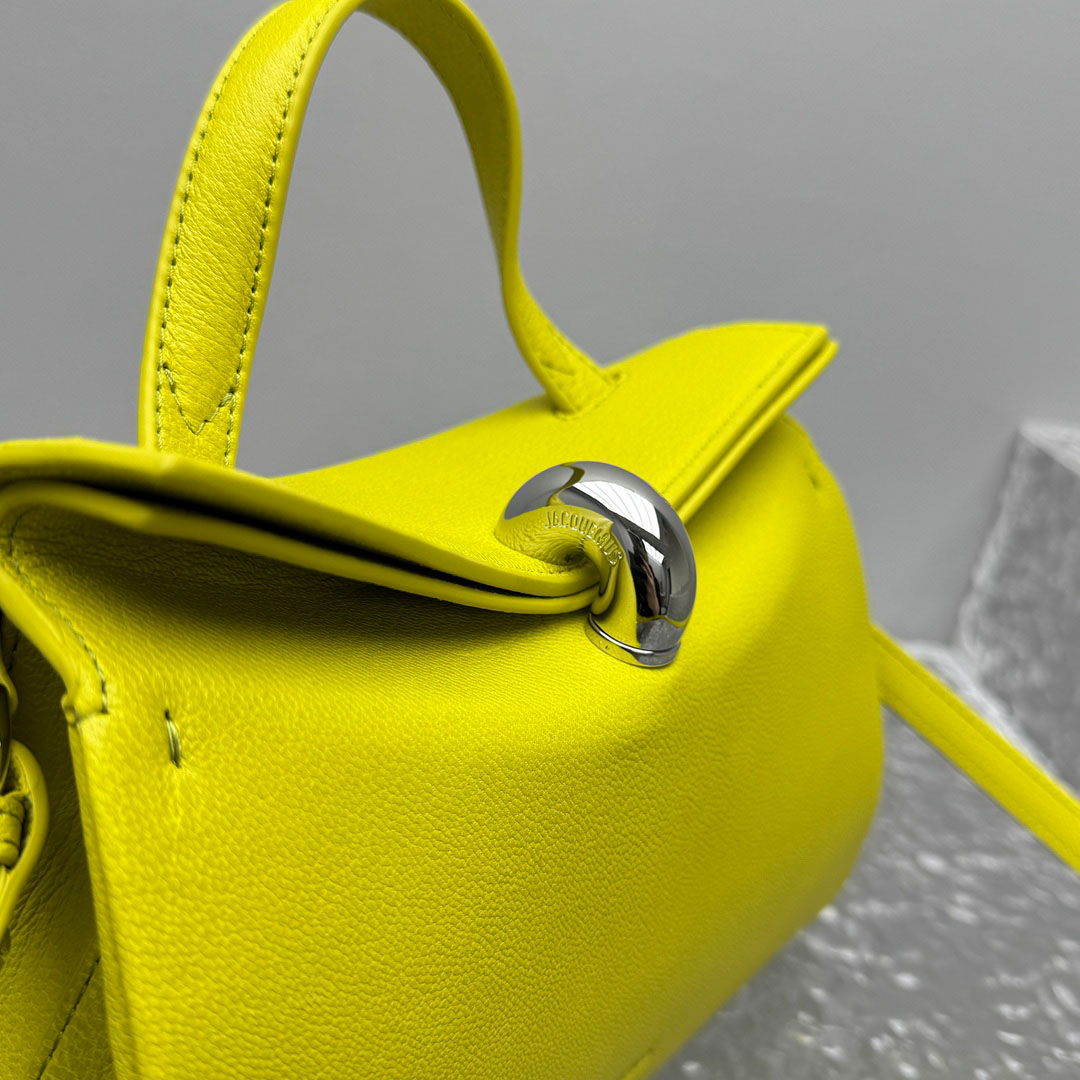 Jacquemus Small Valerie Bag - DesignerGu