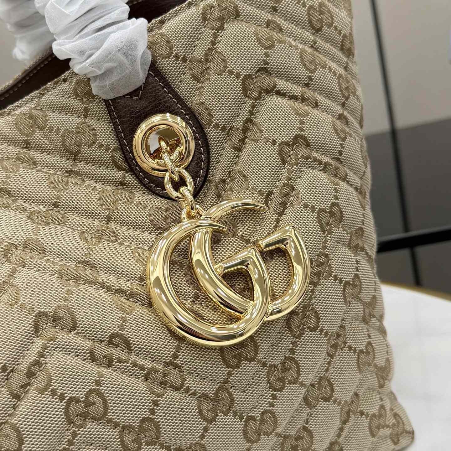 Gucci GG Marmont Medium Tote Bag - DesignerGu