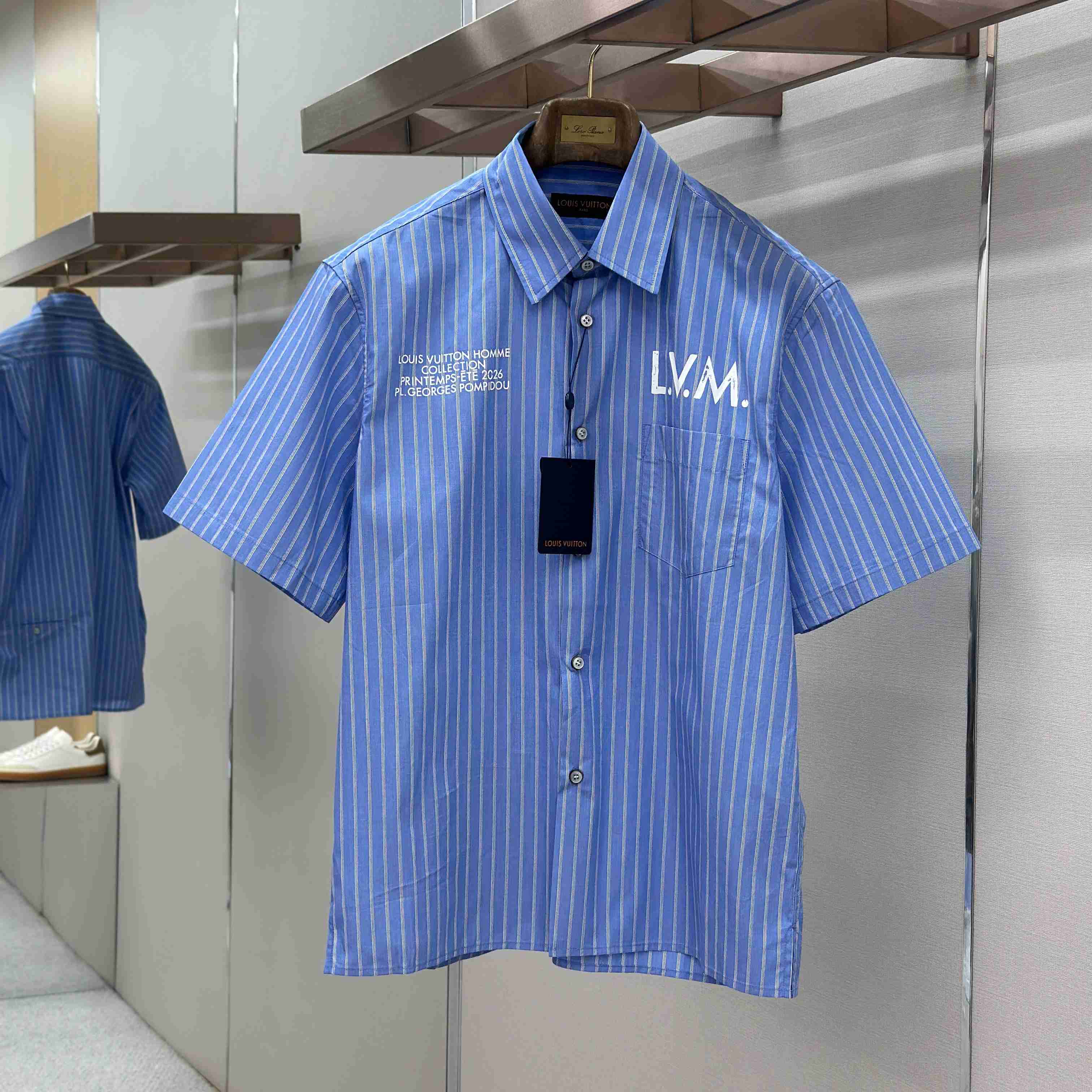 Louis Vuitton Short-Sleeved Shirt 1AJURK - DesignerGu