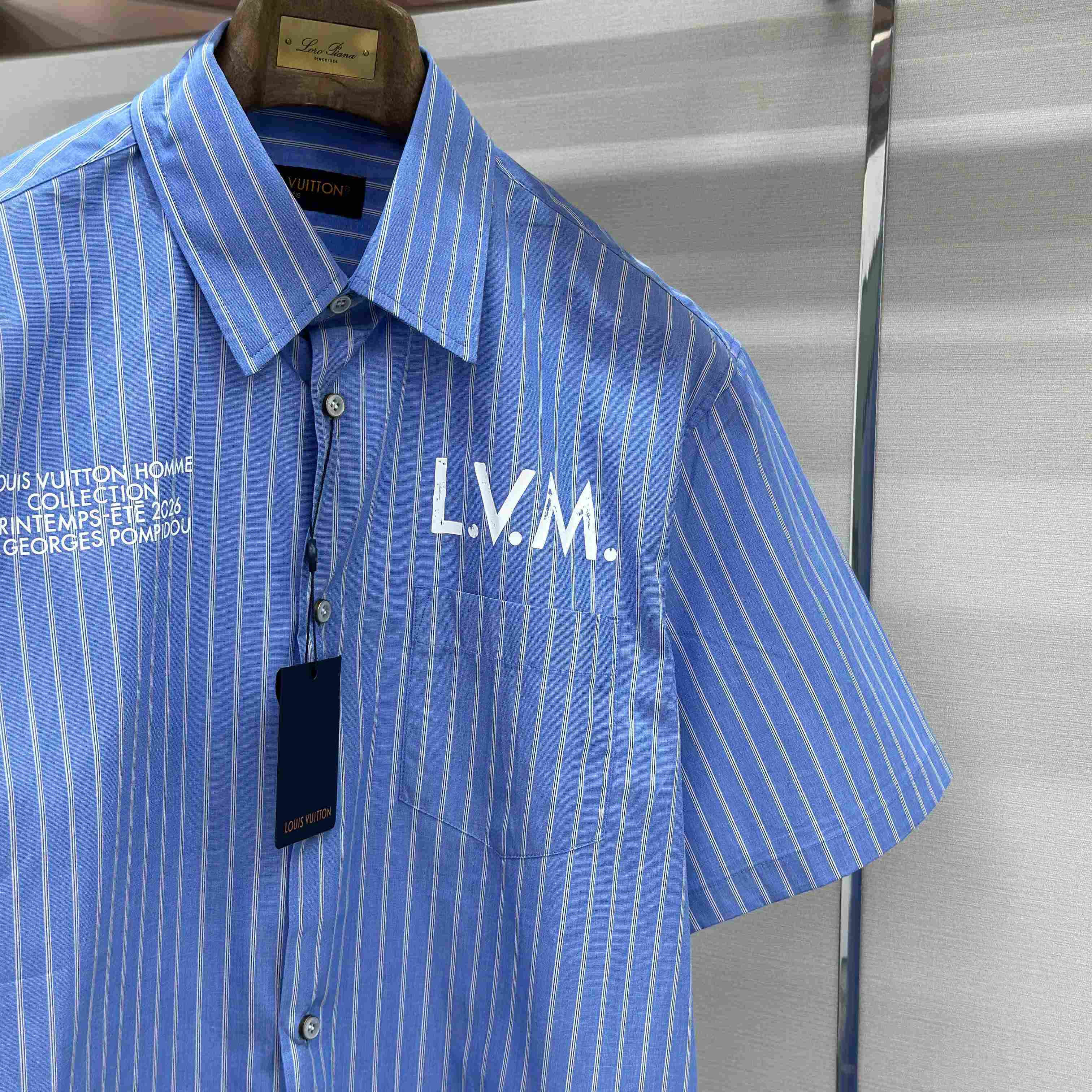 Louis Vuitton Short-Sleeved Shirt 1AJURK - DesignerGu