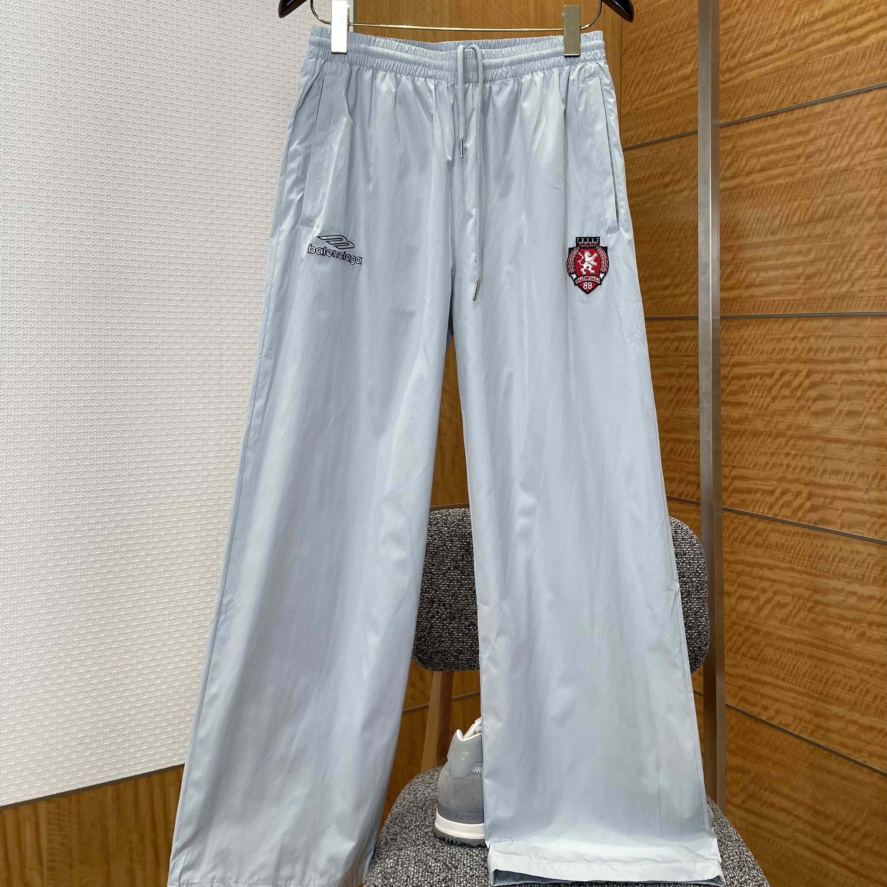 Balenciaga 3B Football Tracksuit Pants In New Grey - DesignerGu