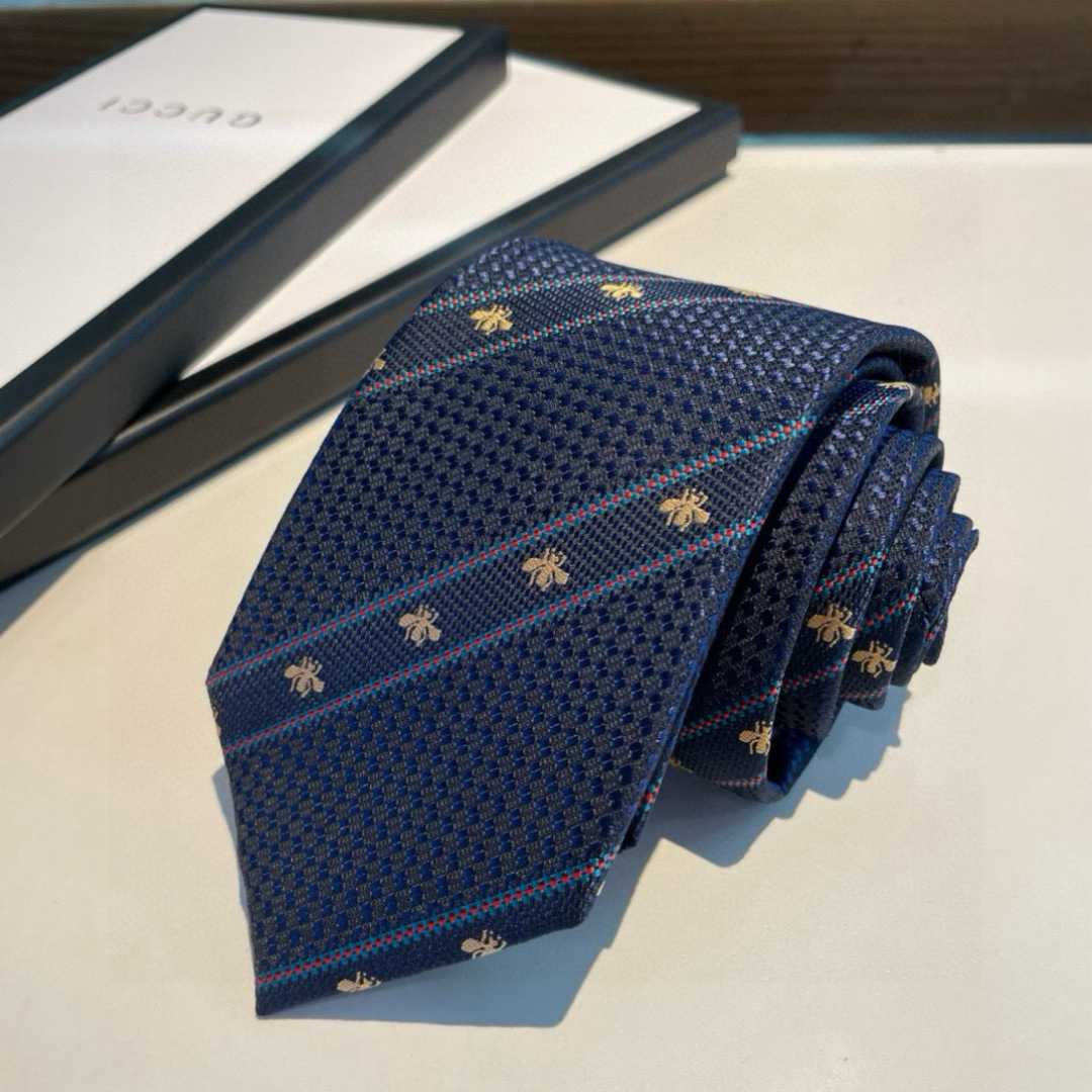 Gucci Bee and Web Silk Jacquard Tie - DesignerGu