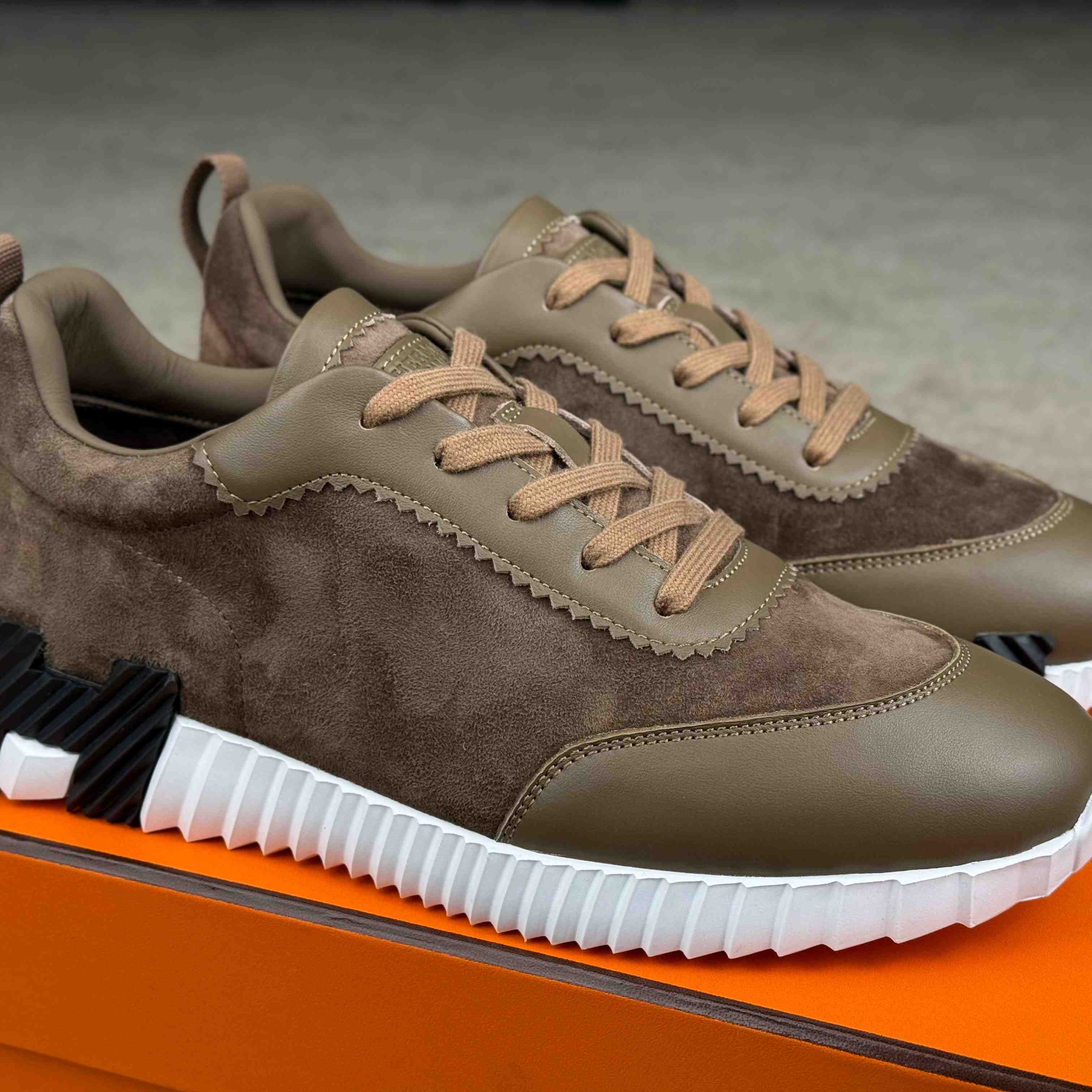 Hermes Bouncing Sneaker - DesignerGu
