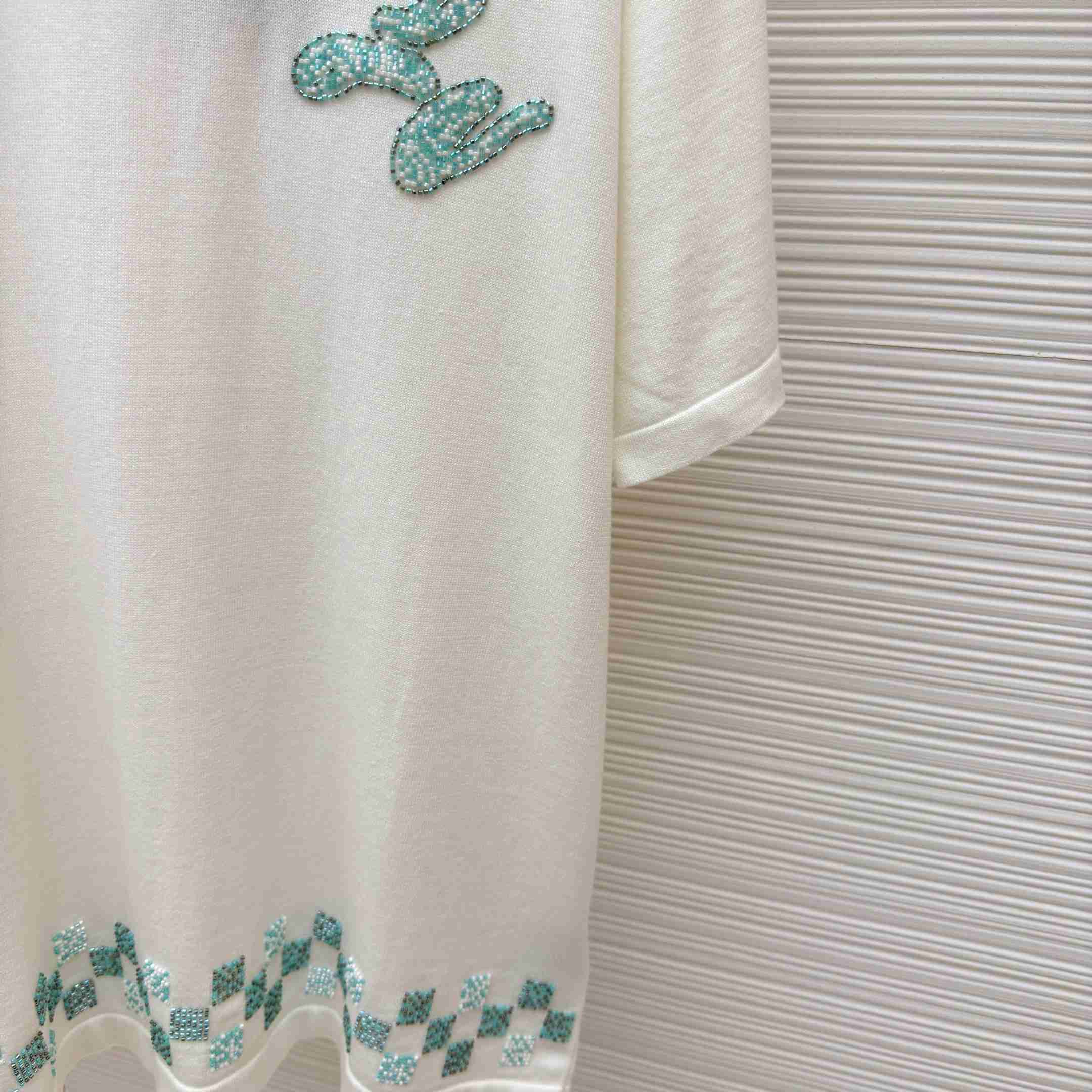 Louis Vuitton Embellished Short-Sleeved Crewneck 1AHVO9 - DesignerGu