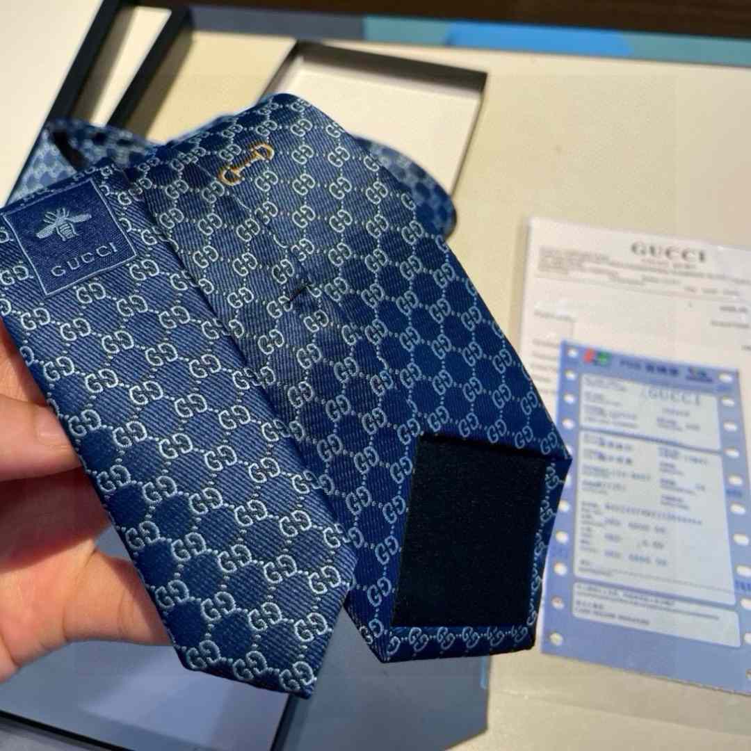 Gucci GG Silk Jacquard Tie - DesignerGu