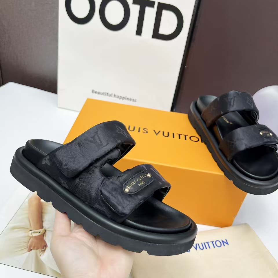 Louis Vuitton Pool Pillow Comfort Mule   1AHNQS - DesignerGu