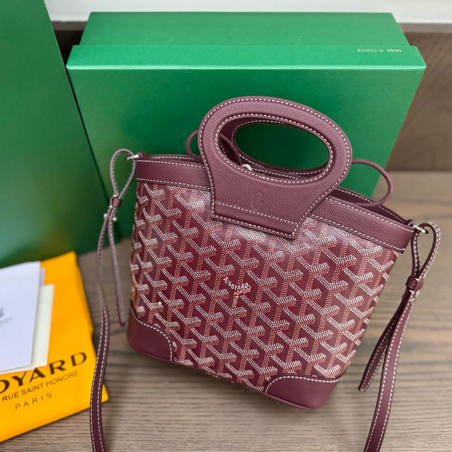 Goyard Beluga Mini Bag - DesignerGu