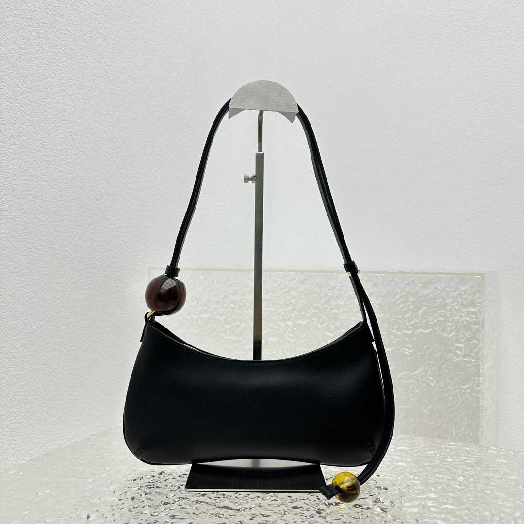 Jacquemus The Bisou Perle - DesignerGu