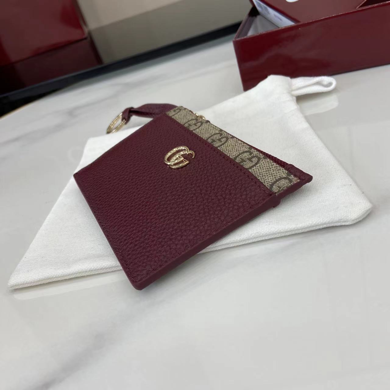 Gucci Bi-color GG Marmont Zip Key Pouch - DesignerGu