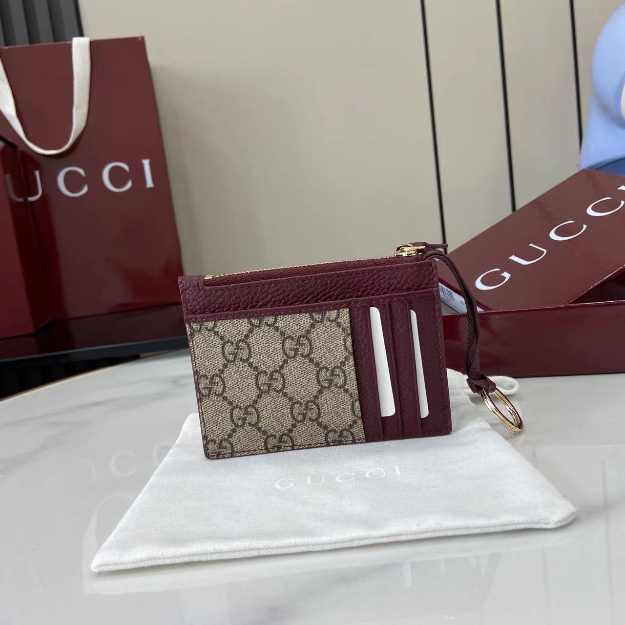 Gucci Bi-color GG Marmont Zip Key Pouch - DesignerGu