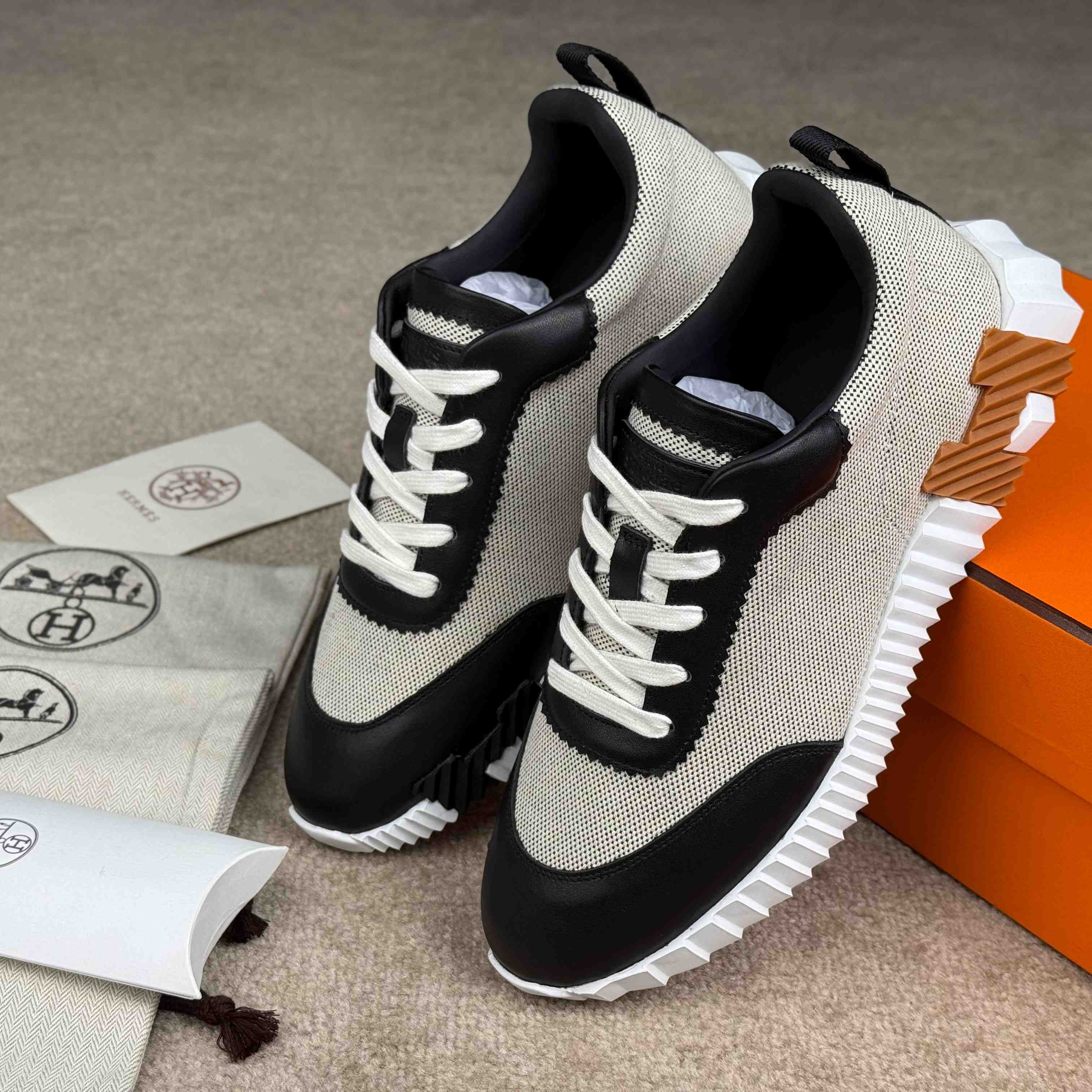 Hermes Bouncing Sneaker - DesignerGu