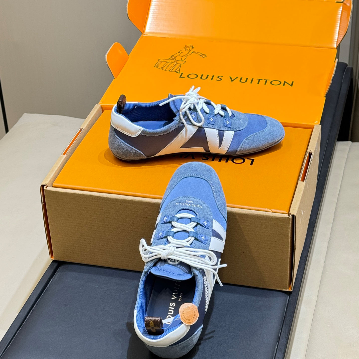 Louis Vuitton LV Sneakerina 1AJJW3 - DesignerGu