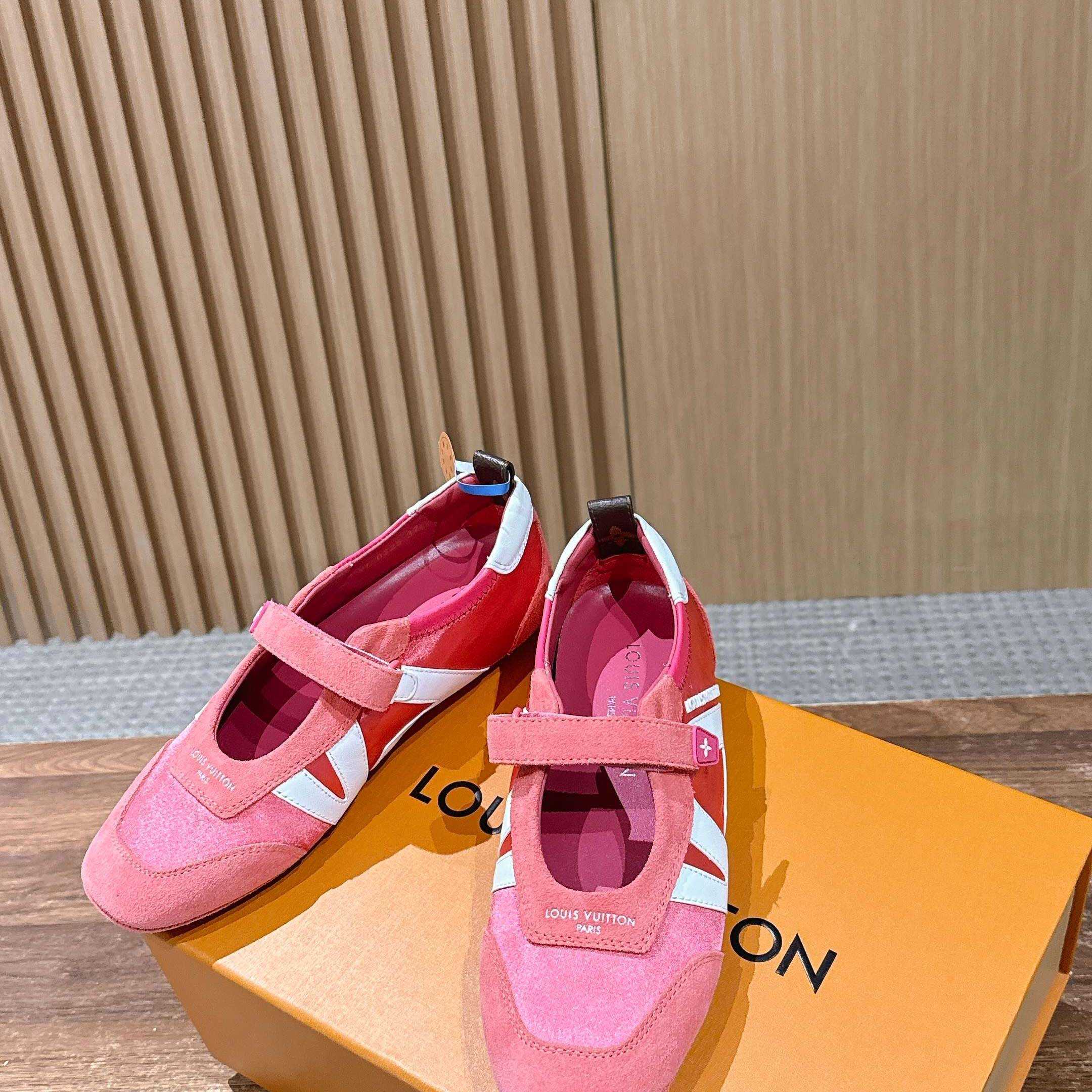 Louis Vuitton LV Sneakerina Mary Jane   1AJOZK - DesignerGu