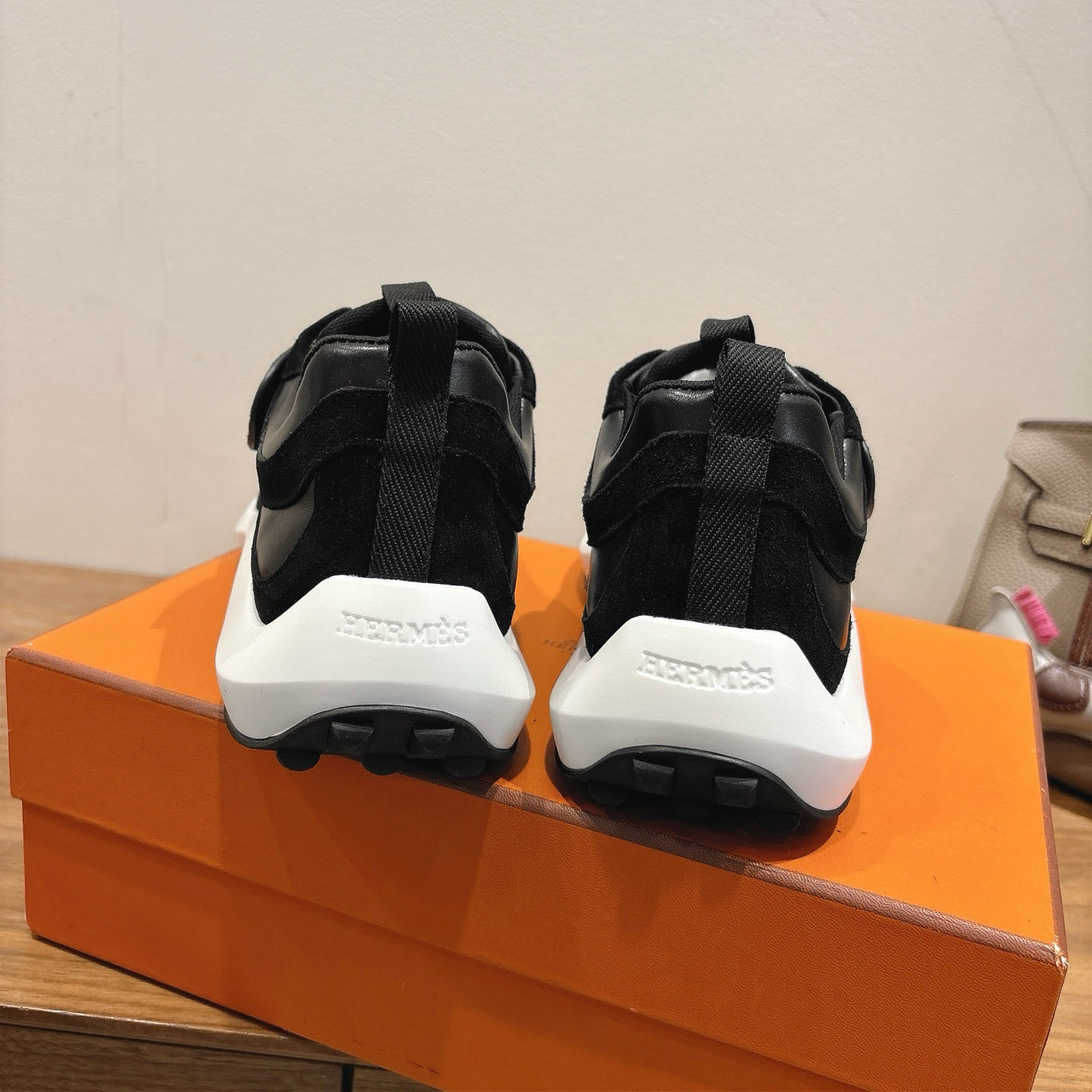 Hermes Loop Sneaker - DesignerGu