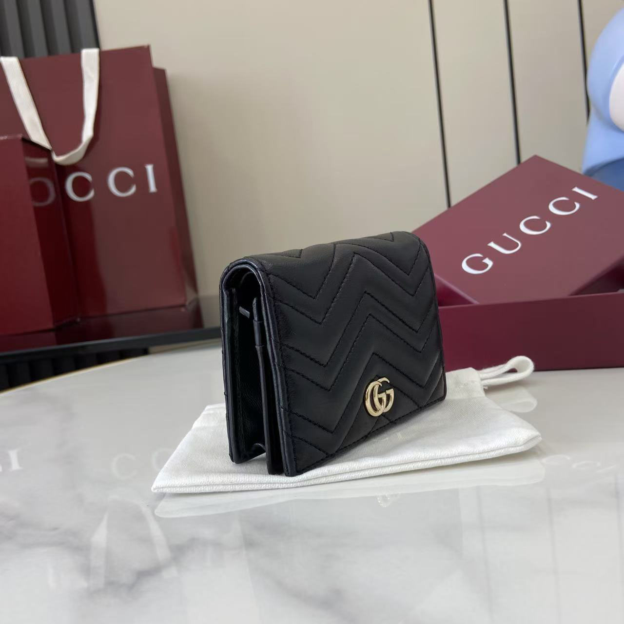 Gucci GG Marmont Card Case Wallet 466492 - DesignerGu