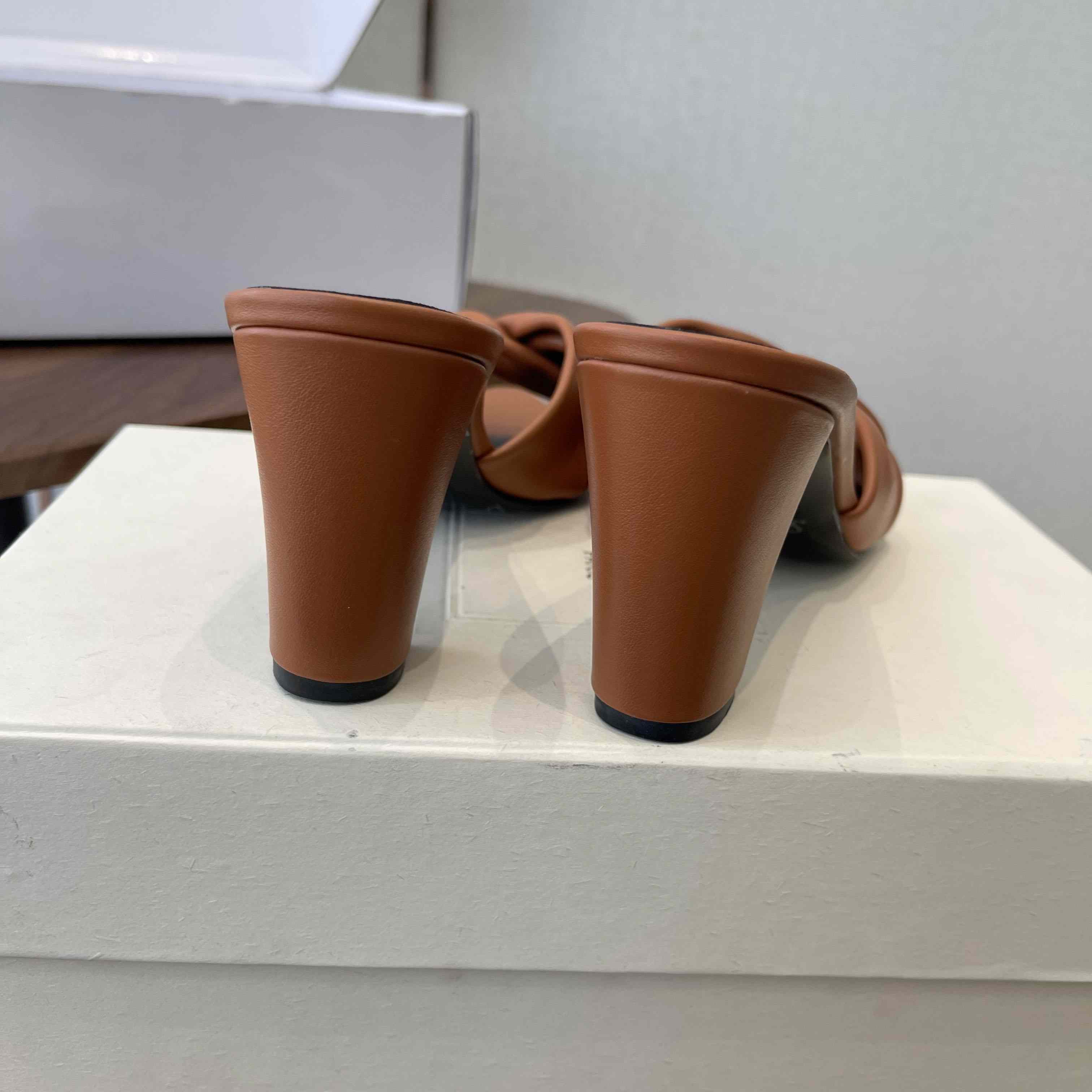 Saint Laurent FRANCIANE Mules In Smooth Leather - DesignerGu