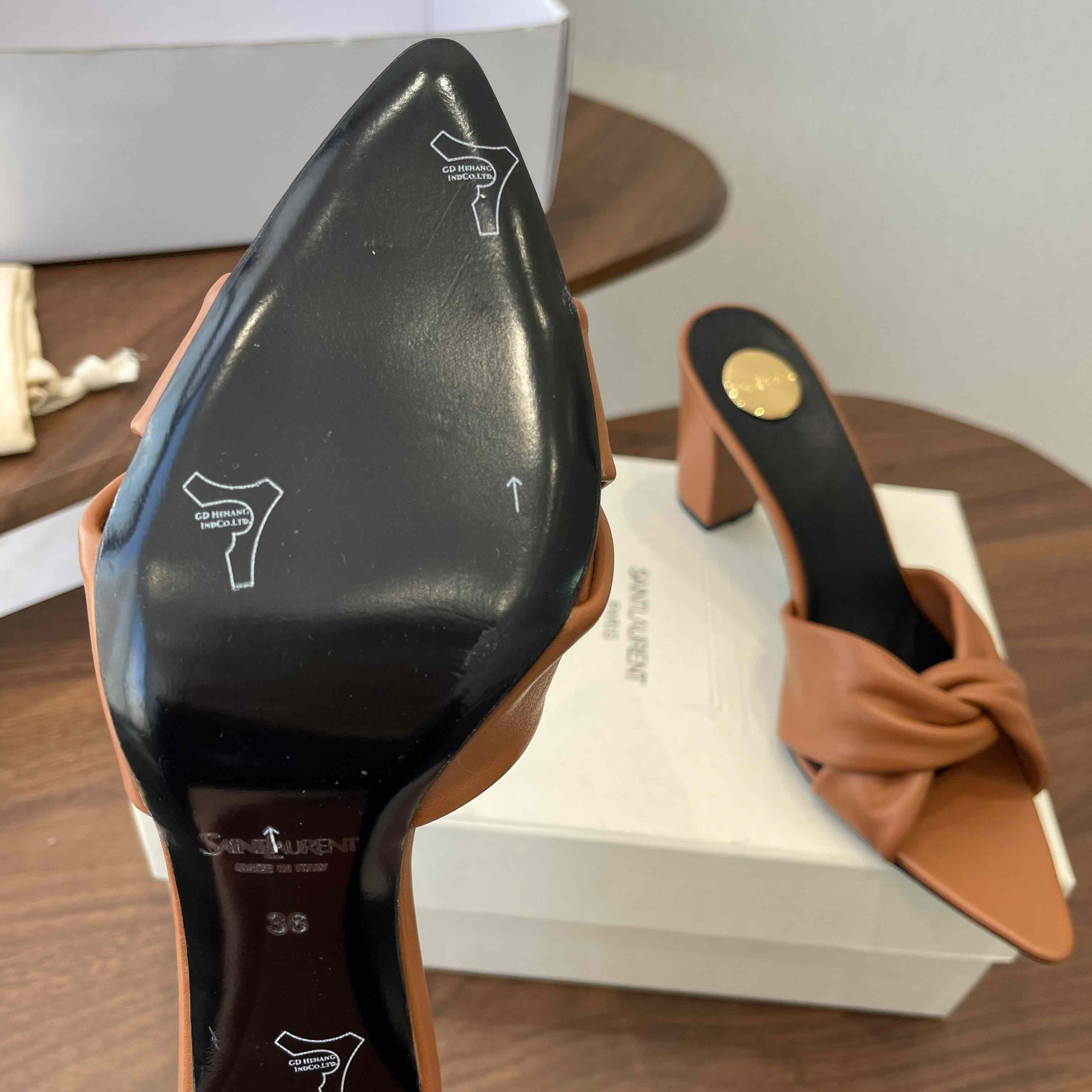 Saint Laurent FRANCIANE Mules In Smooth Leather - DesignerGu