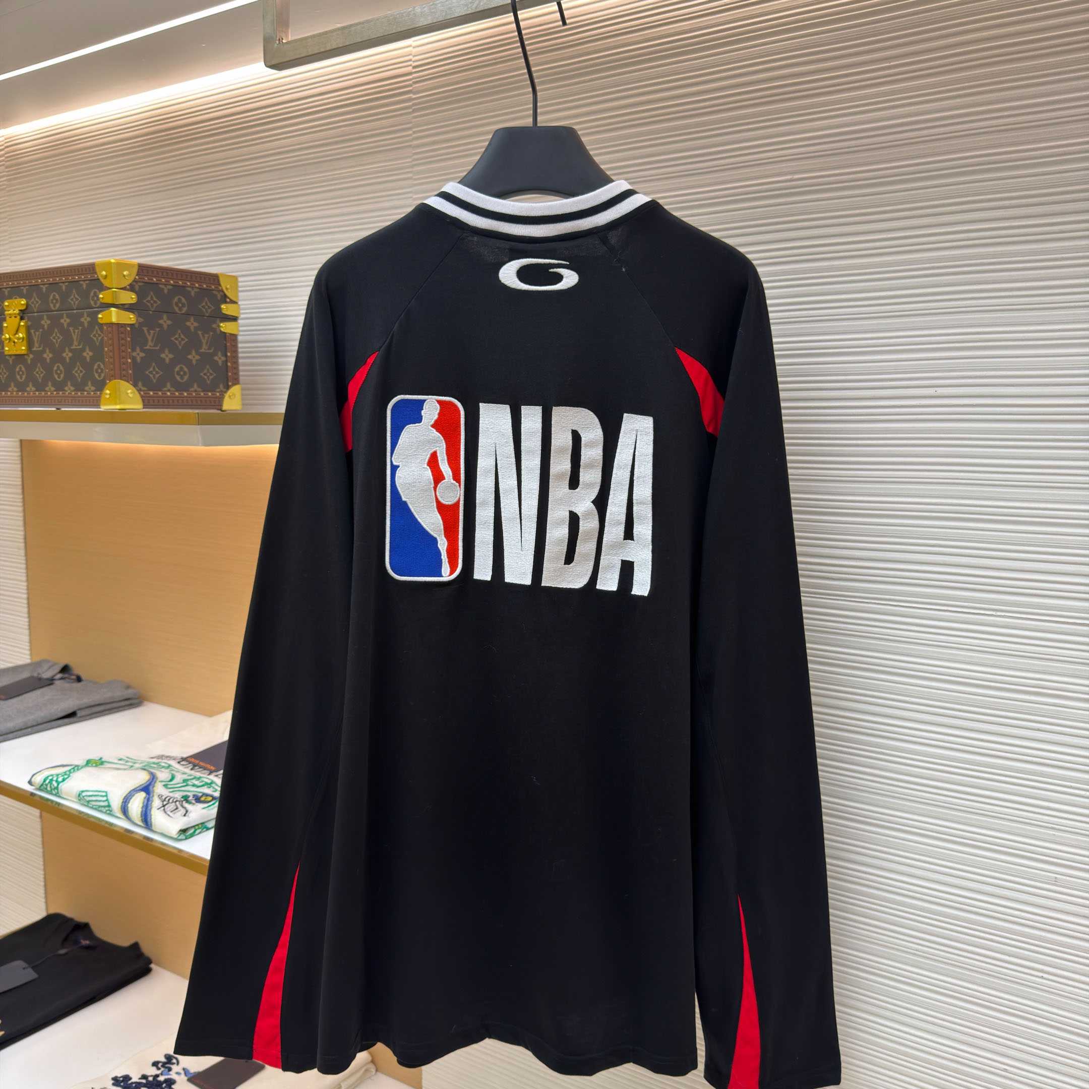 Balenciaga | Nba Collaboration Oversized Long Sleeve T-shirt In Black/Multicolor  - DesignerGu