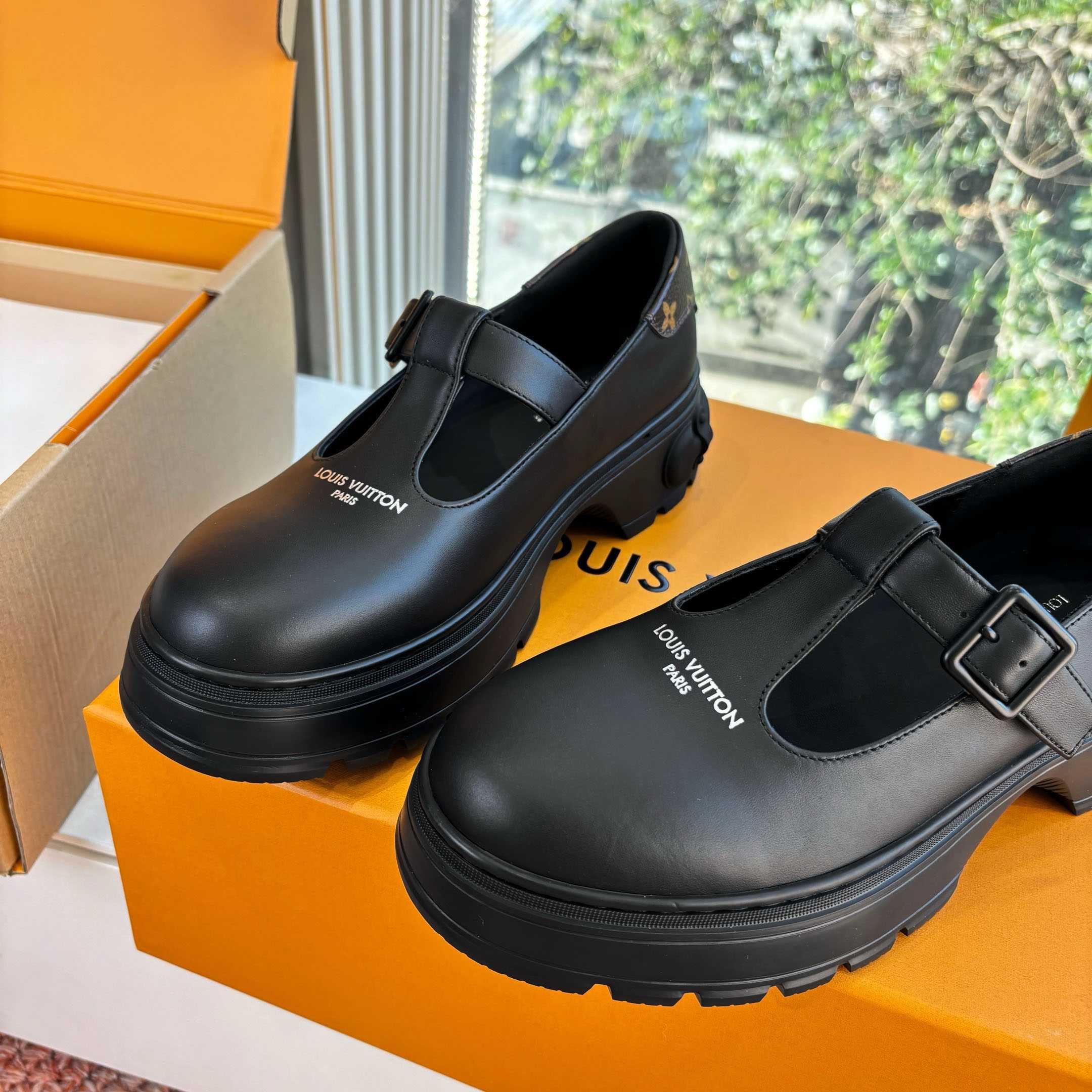 Louis Vuitton LV Squad Mary Jane - DesignerGu