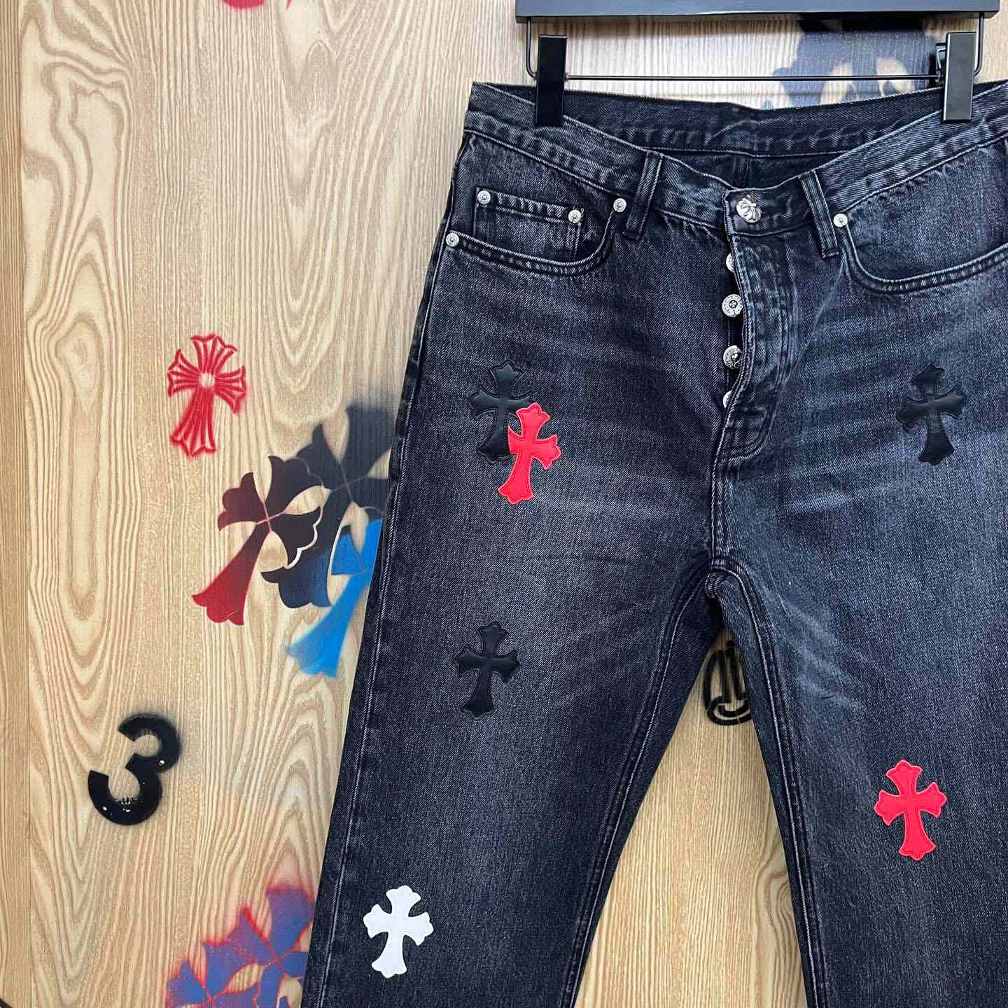 Chrome Hearts Cross Patch Jeans - DesignerGu
