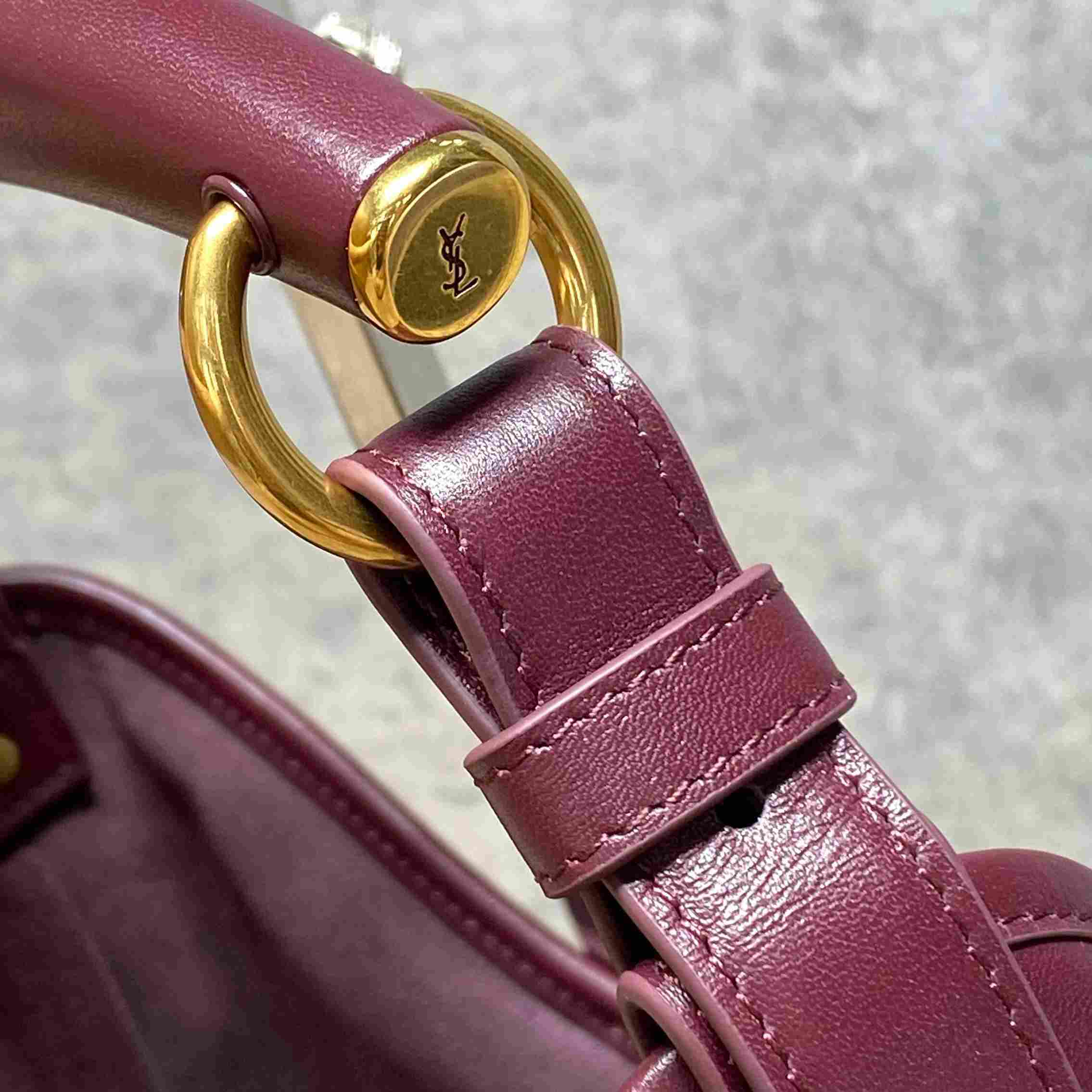 Saint Laurent MOMBASA Small In Leather - DesignerGu