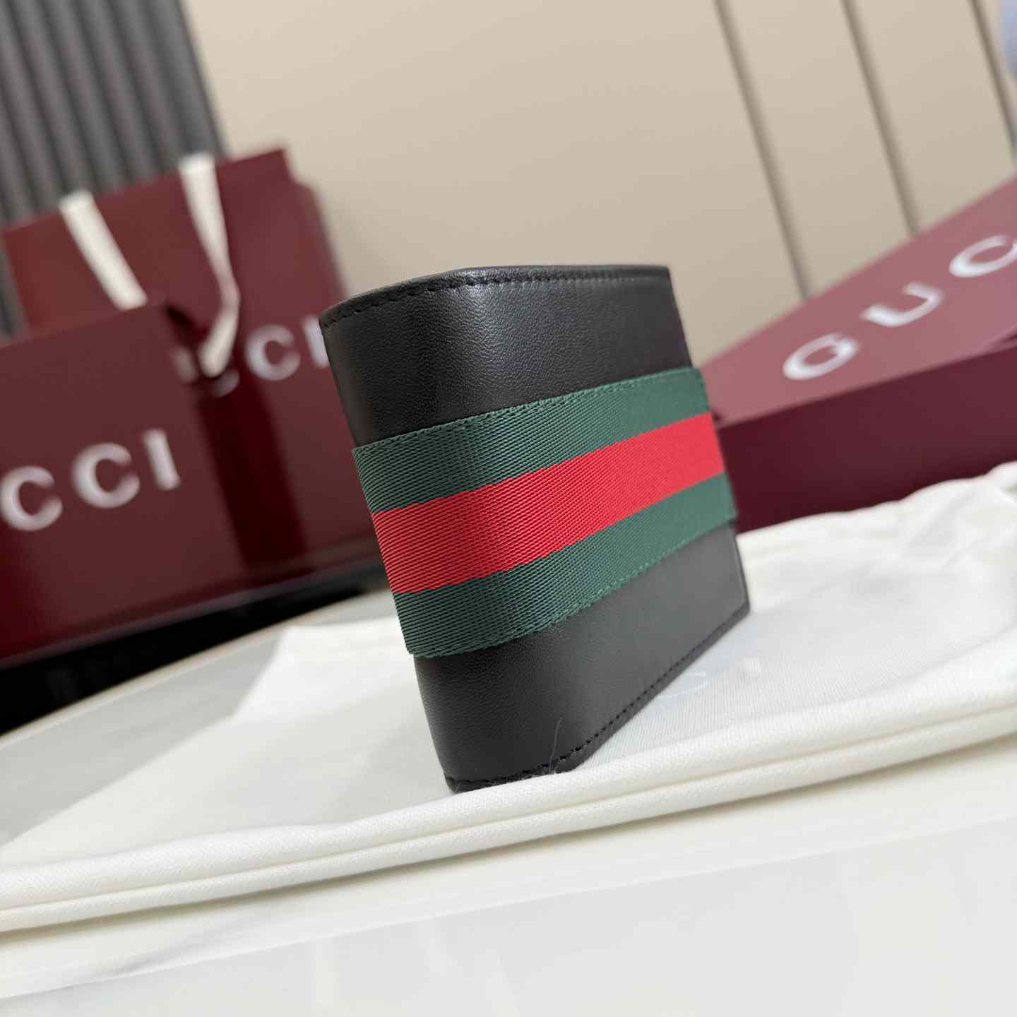 Gucci Web Trademark Bi-Fold Wallet - DesignerGu