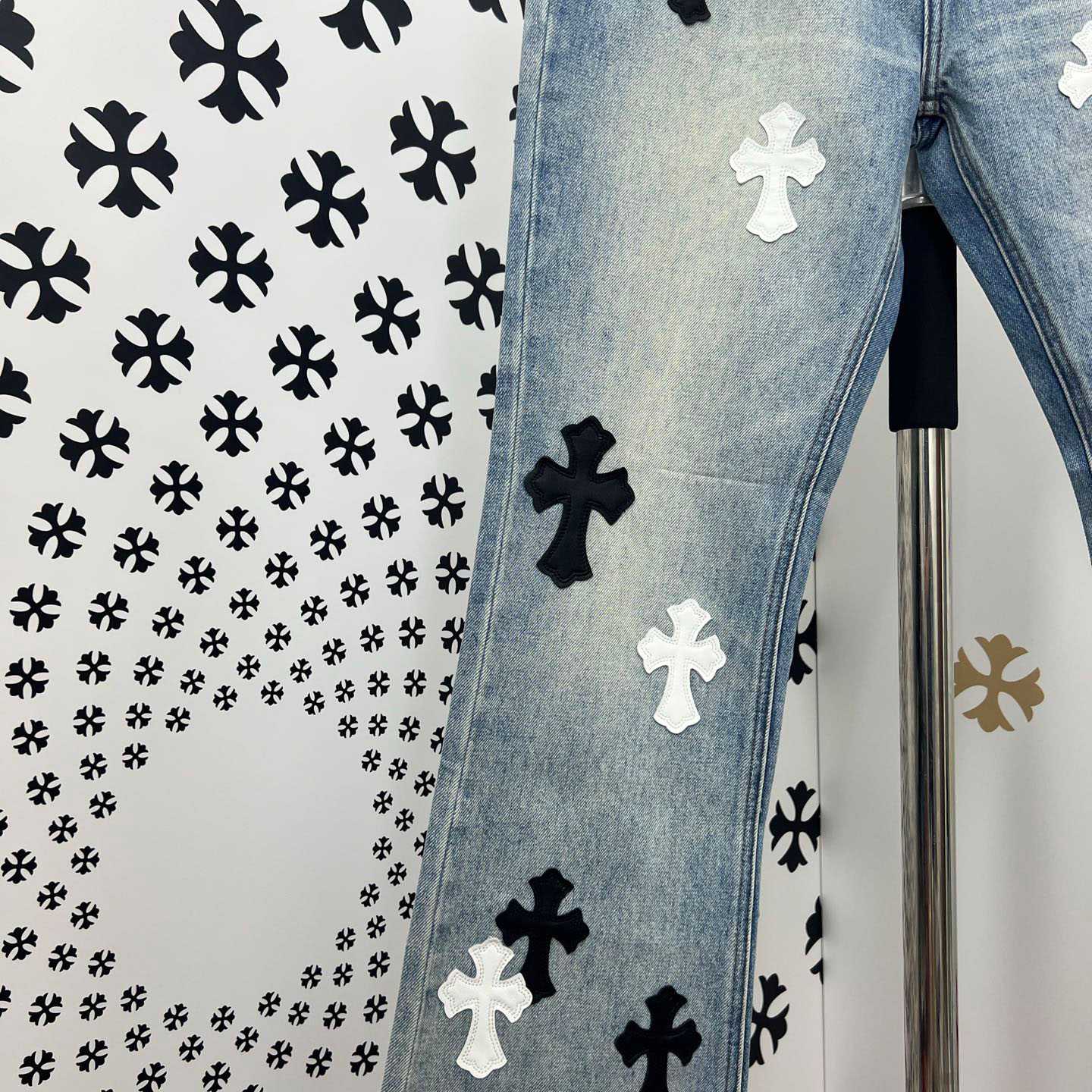 Chrome Hearts Jeans - DesignerGu